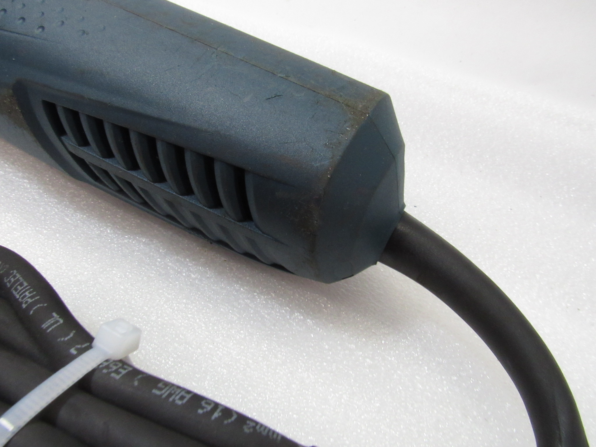 Bosch GWS 1045P 41/2" Angle Grinder