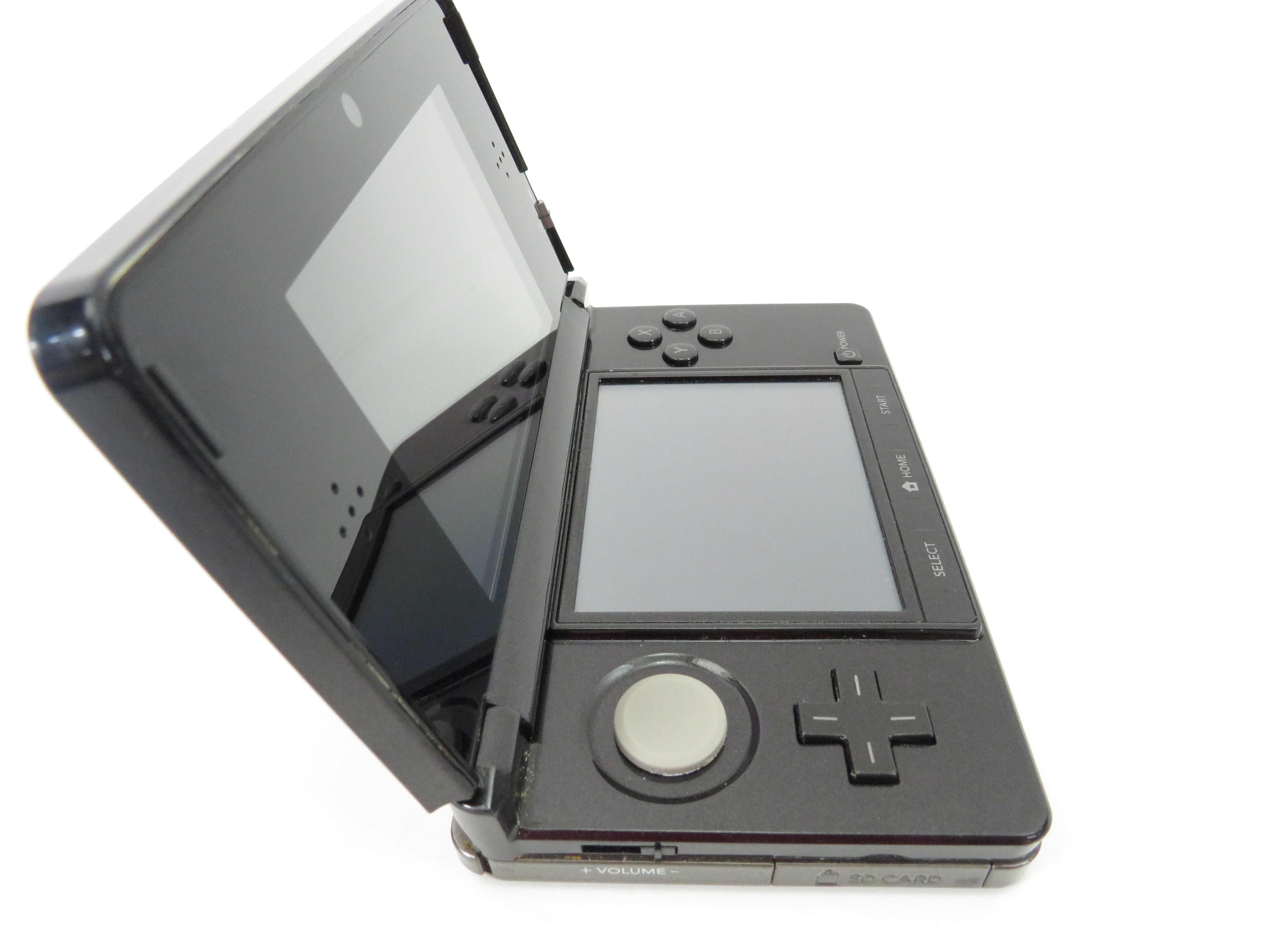 Nintendo 3DS Handheld Compact Video Game System CTR-001(USA