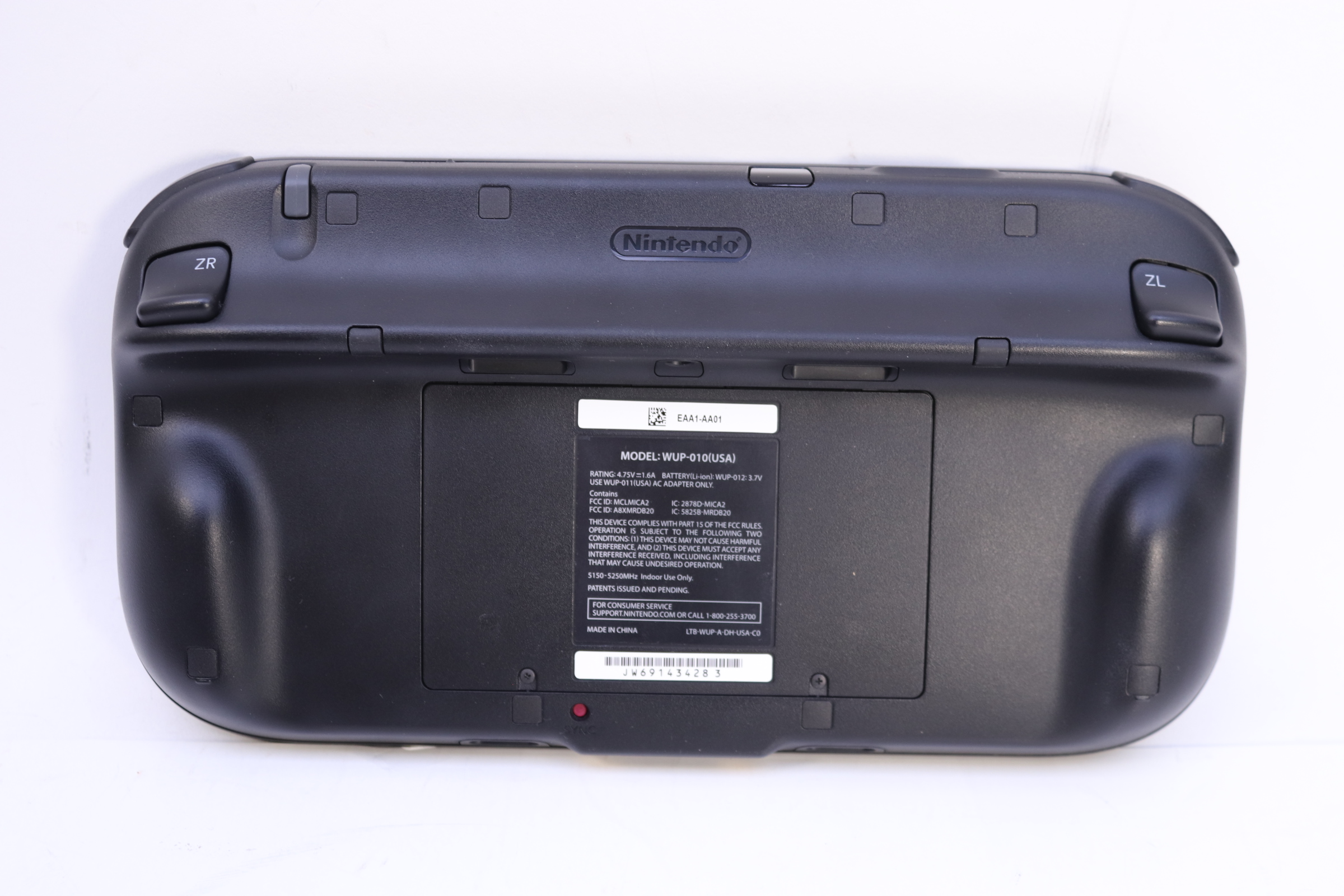 Nintendo WUP101(02) 32GB Video Game Console Wii U Deluxe