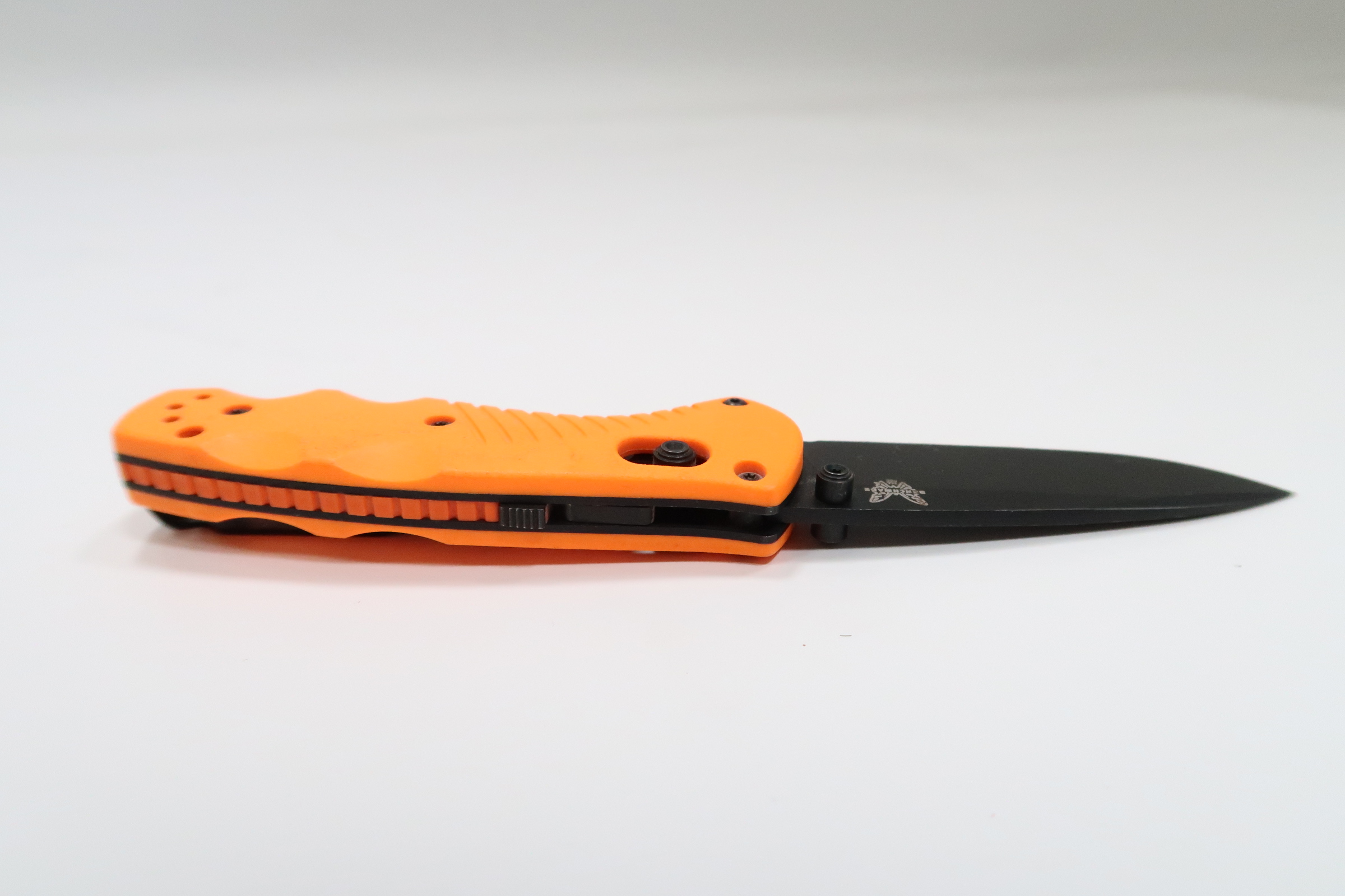 7c6b7b04-69c6-48bc-bc27-