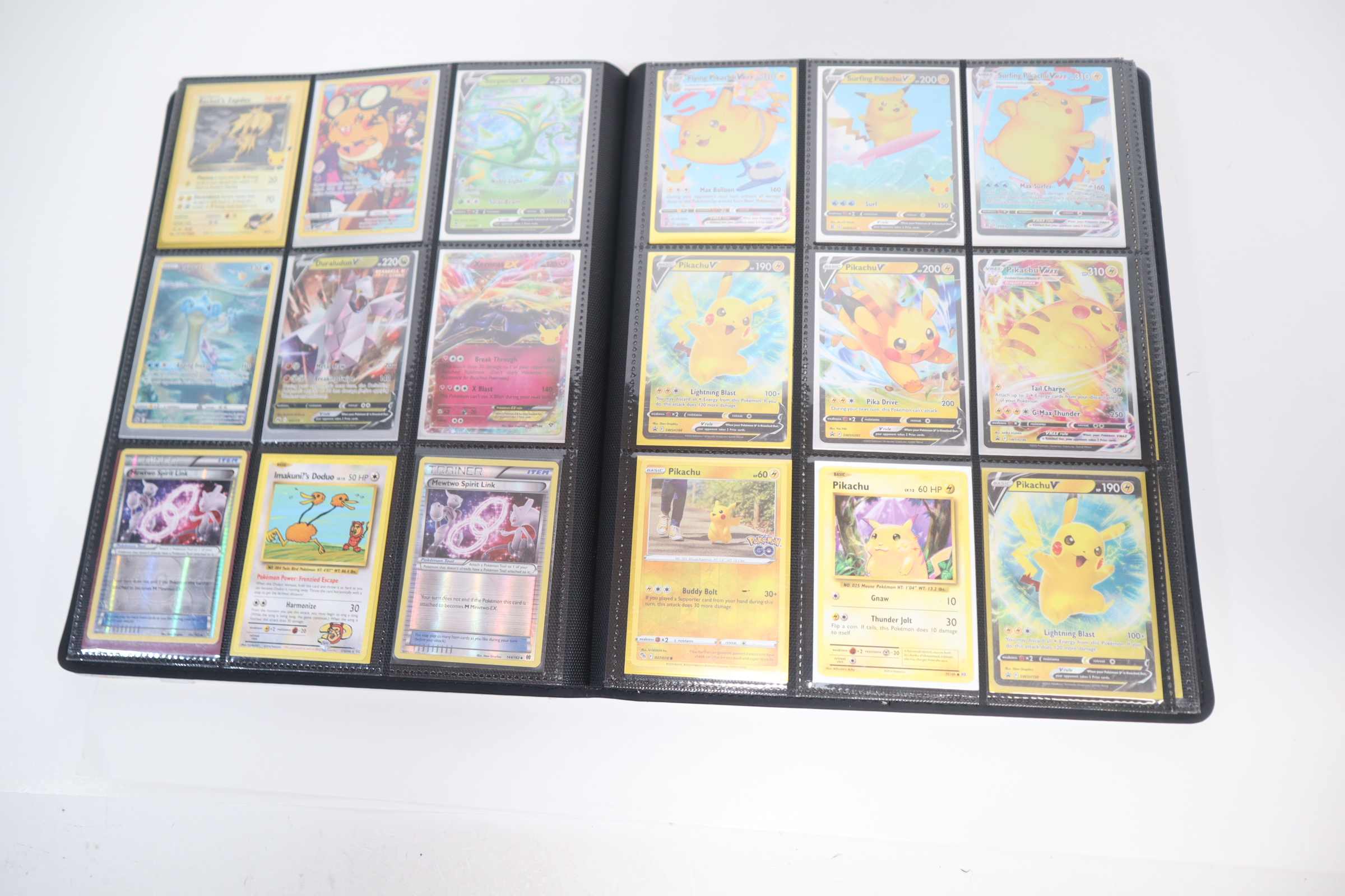 321 Pokemon Cards / White Pokemon Card Book