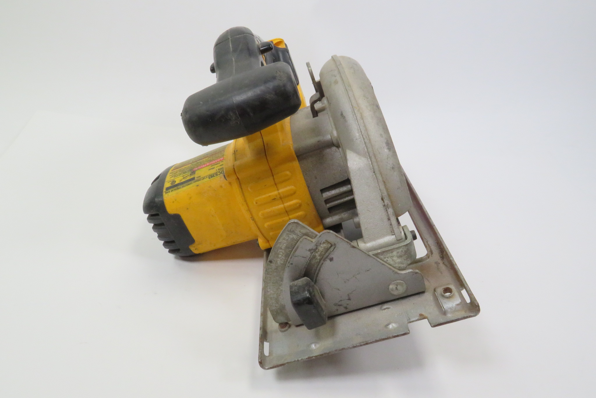DeWalt DCS393 20V 61/2" Cordless Circular Saw