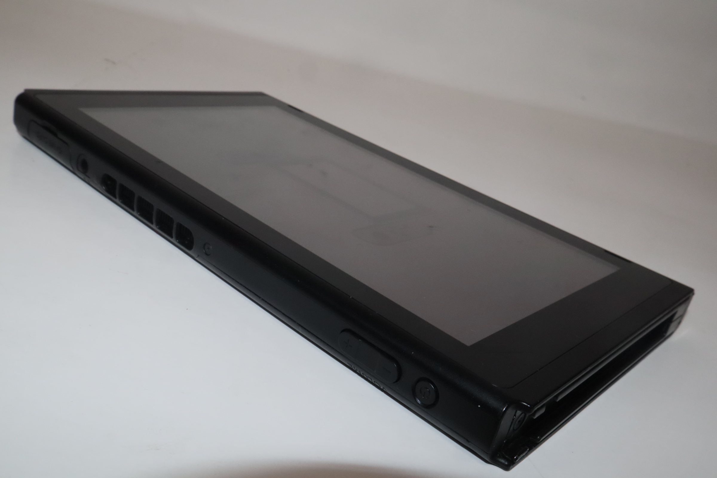 Nintendo Switch HAC-001(-01) Black 6.2