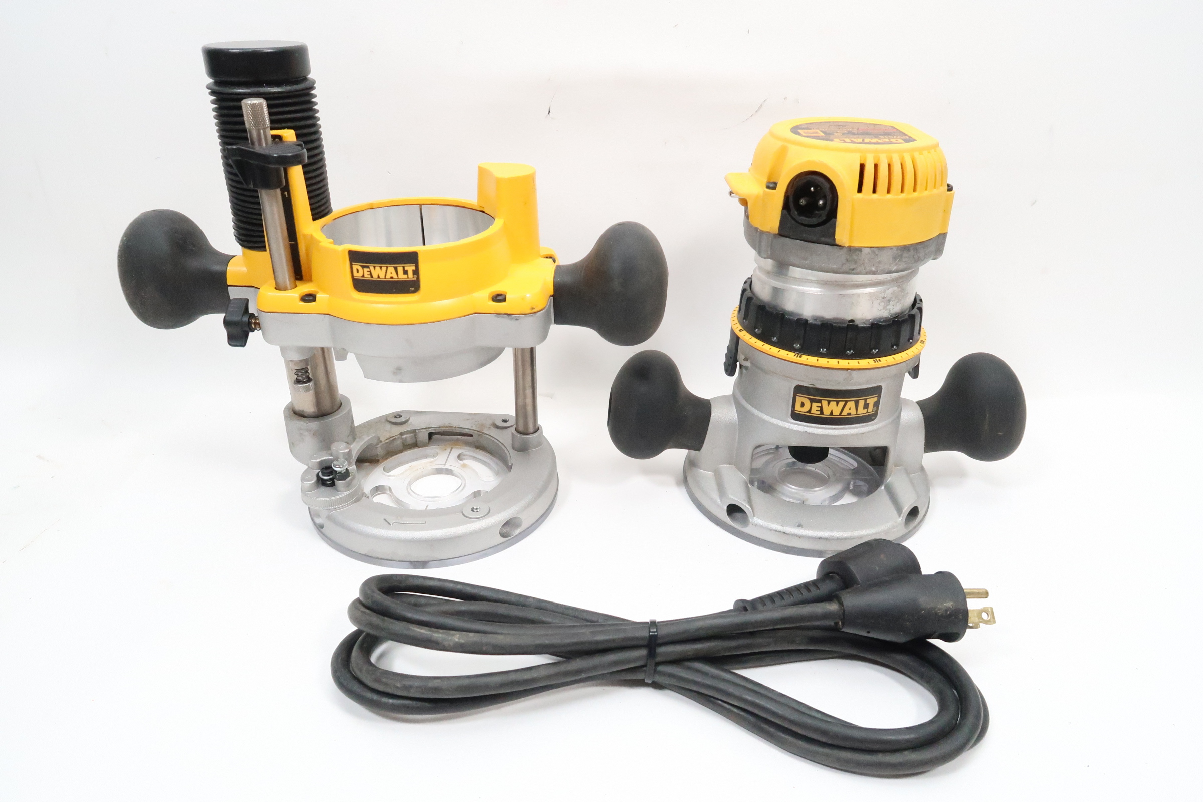 DEWALT Router, Fixed Base, 12-Amp, 24,000 RPM Variable Speed Trigger, 2-1 4HP, Corded (DW618) Yellow - 3