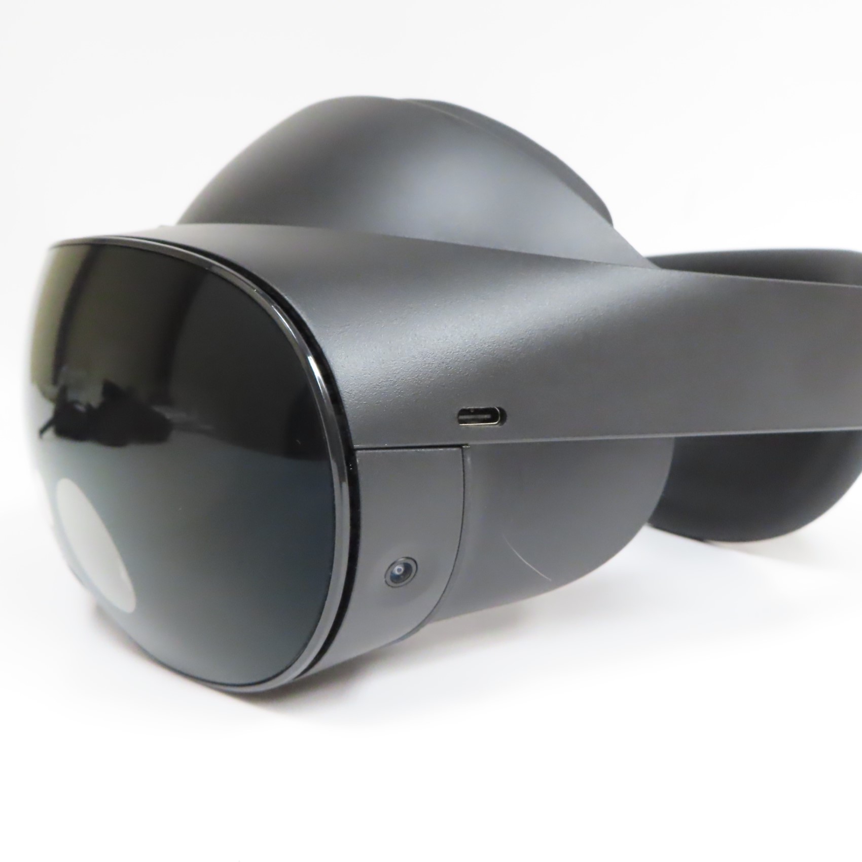 Meta 891-00701-01 Quest Pro 256GB Standalone Virtual Reality