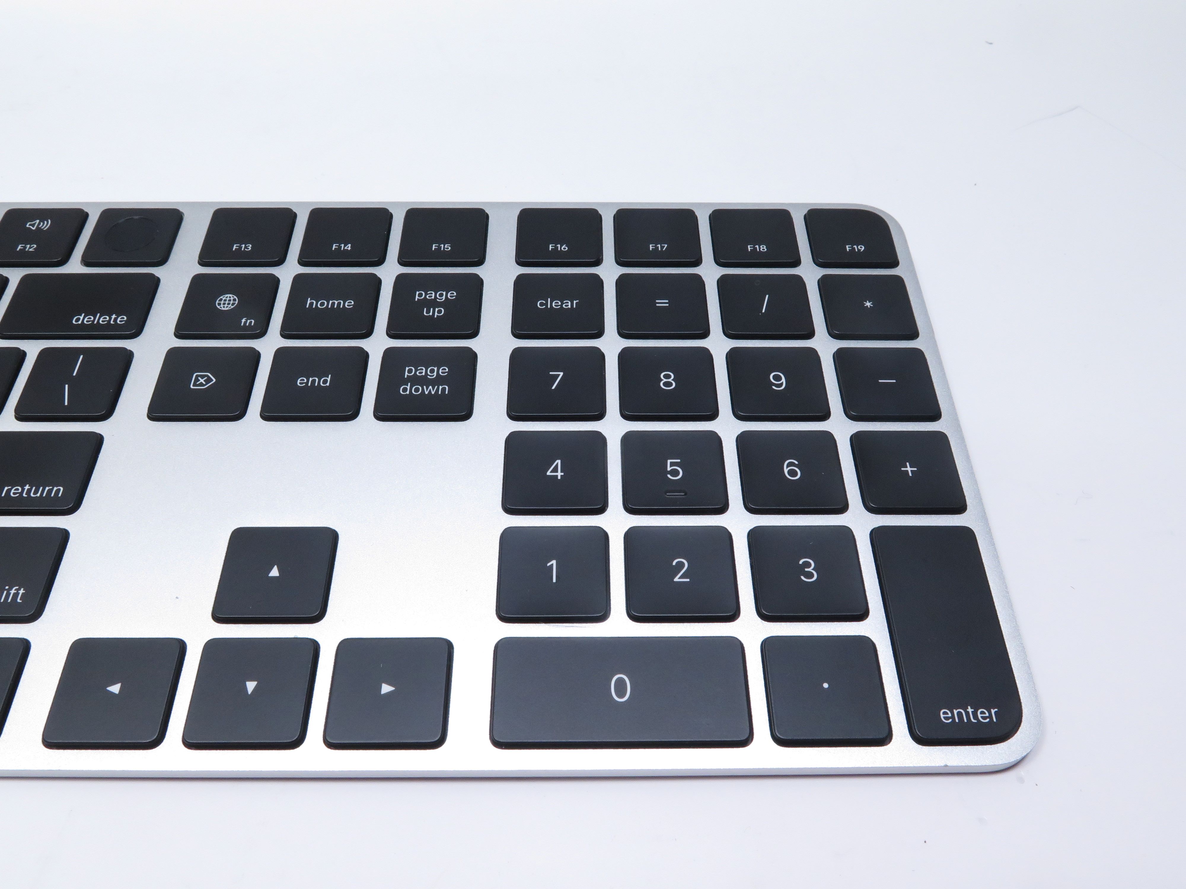 Apple A2520 Magic Keyboard Magic /Numeric Keypad US English