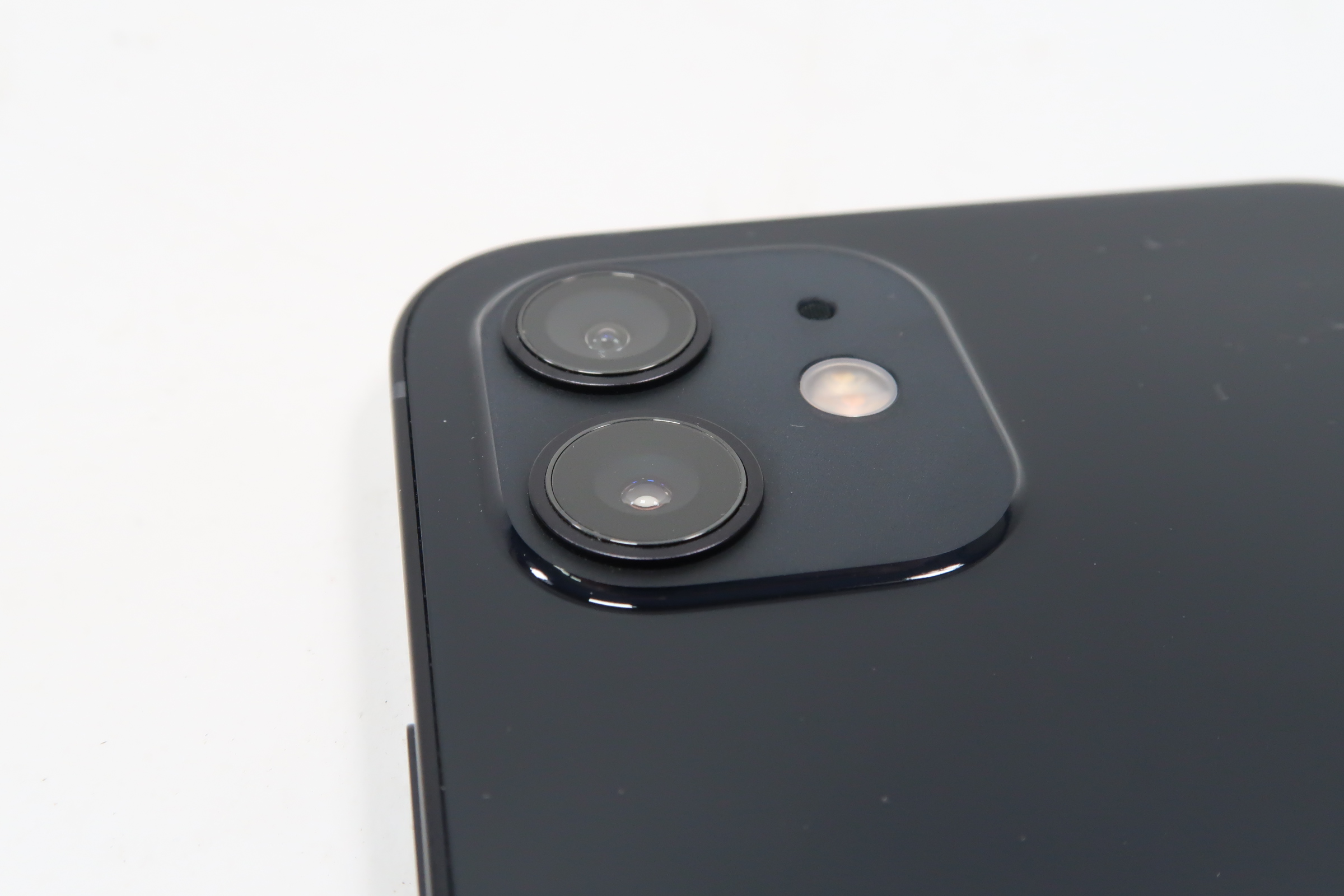 Apple iPhone 12 FGHC3LL/A 128GB Black (Unlocked) Refurbished