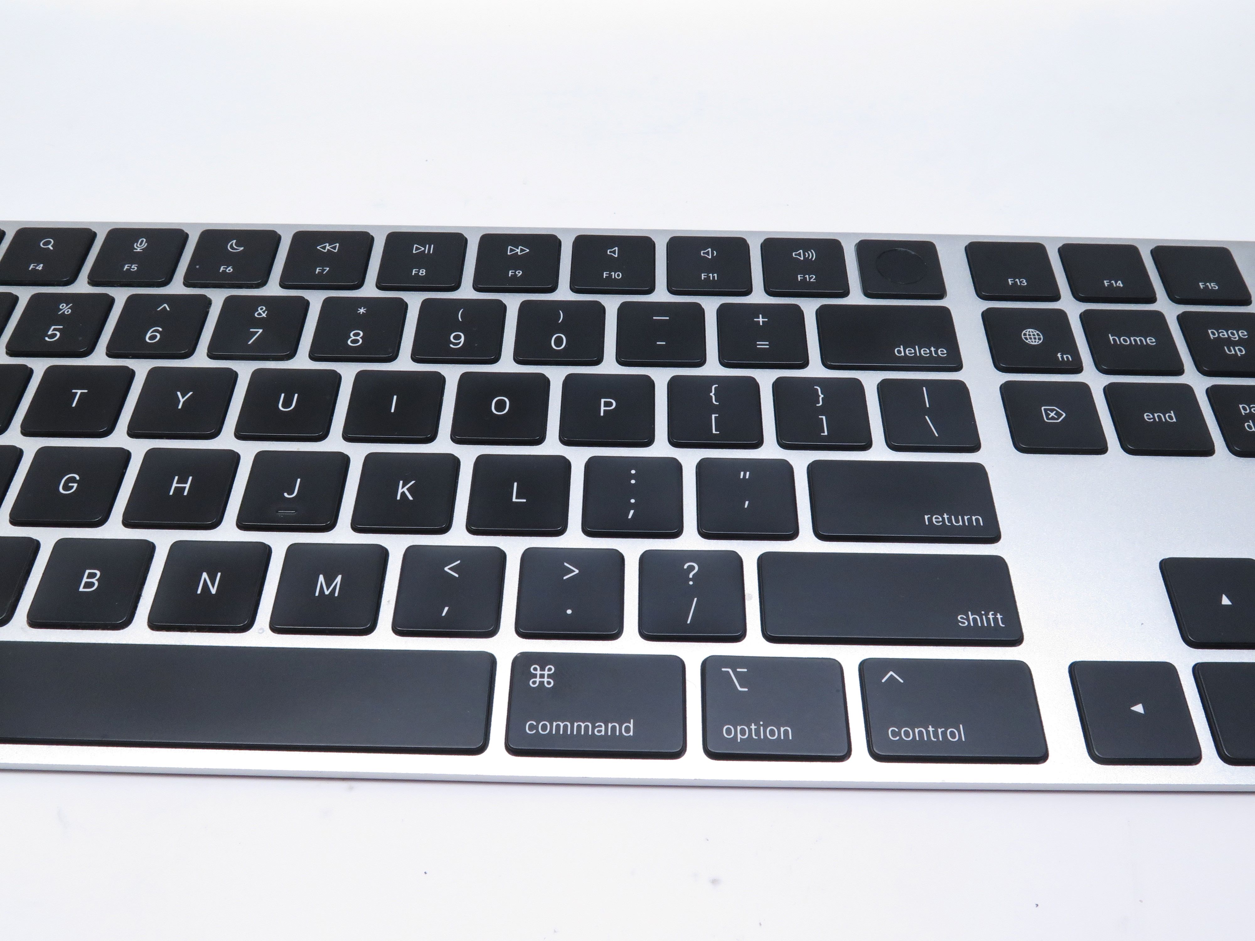 Apple A2520 Magic Keyboard Magic /Numeric Keypad US English