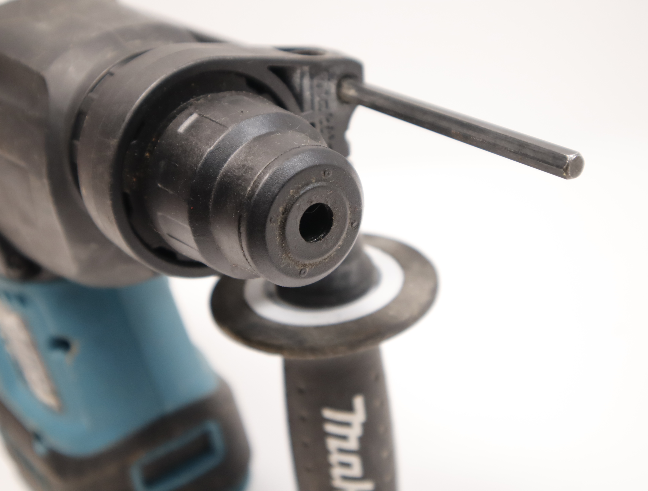 Makita XRH01 18V Cordless 1" SDSPlus Rotary Hammer Drill Tool Only