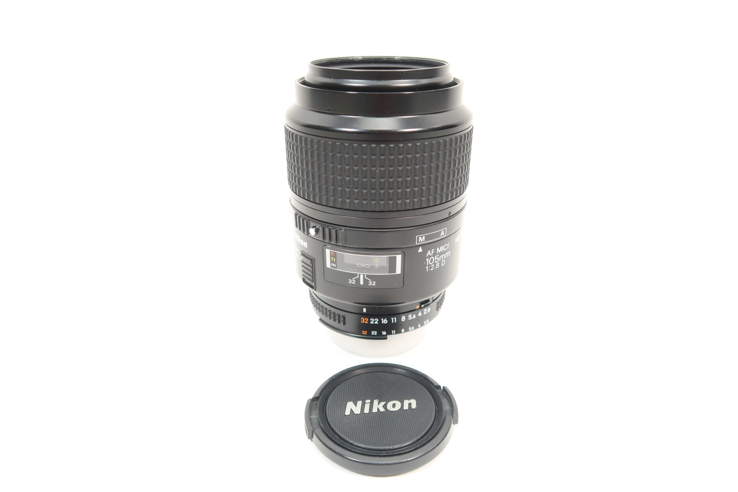 Nikon Telephoto AF Micro Nikkor 105mm f/2.8D Autofocus Lens