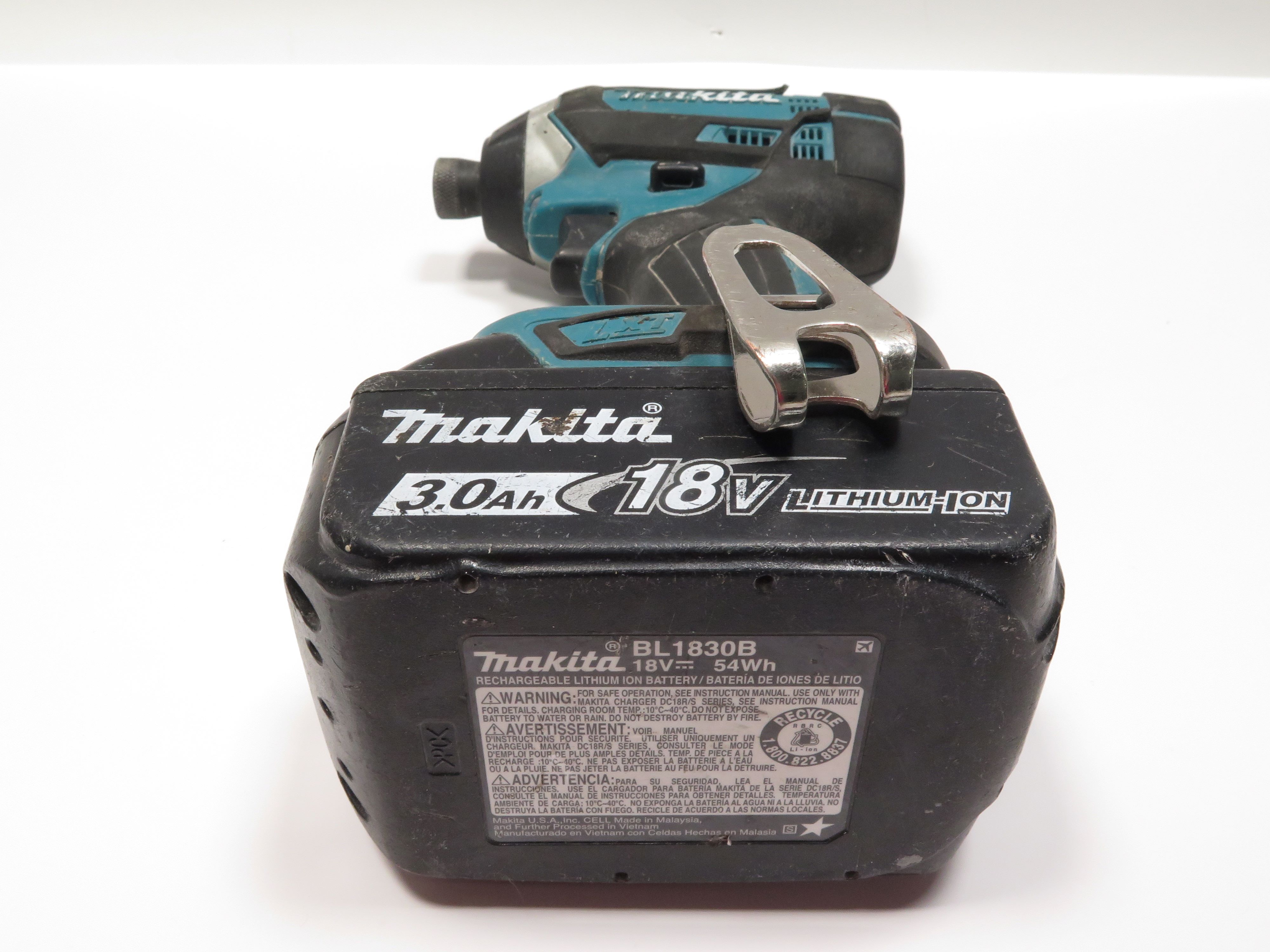 Makita XDT11 XFD10 18V LXT LithiumIon Compact Driver Drill/Impact