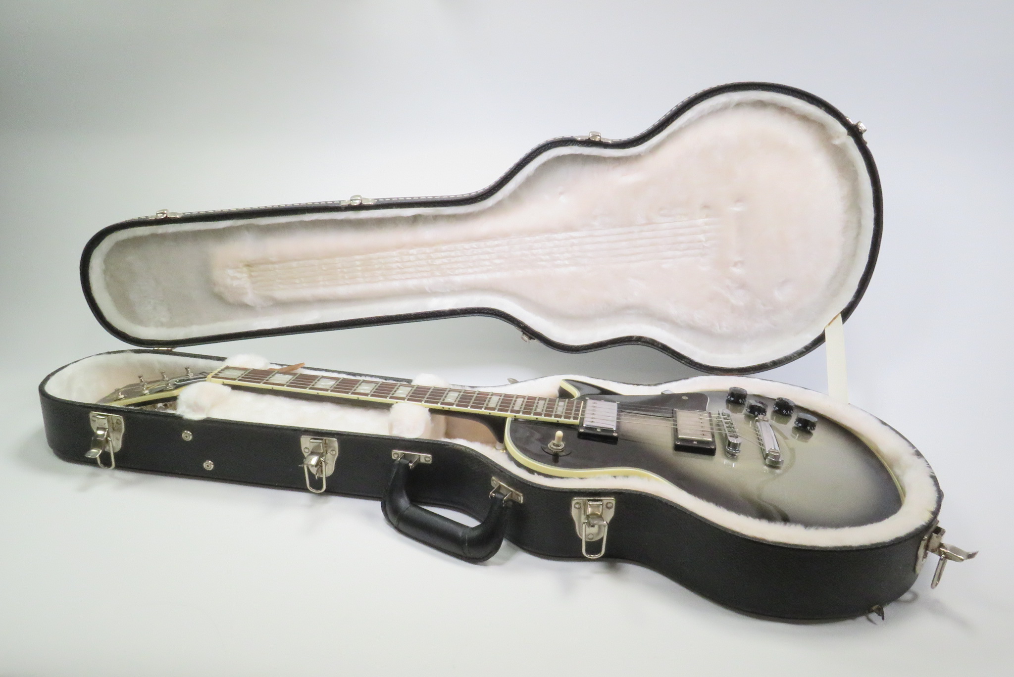 Gibson Les Paul Custom 6-String Electric Guitar
