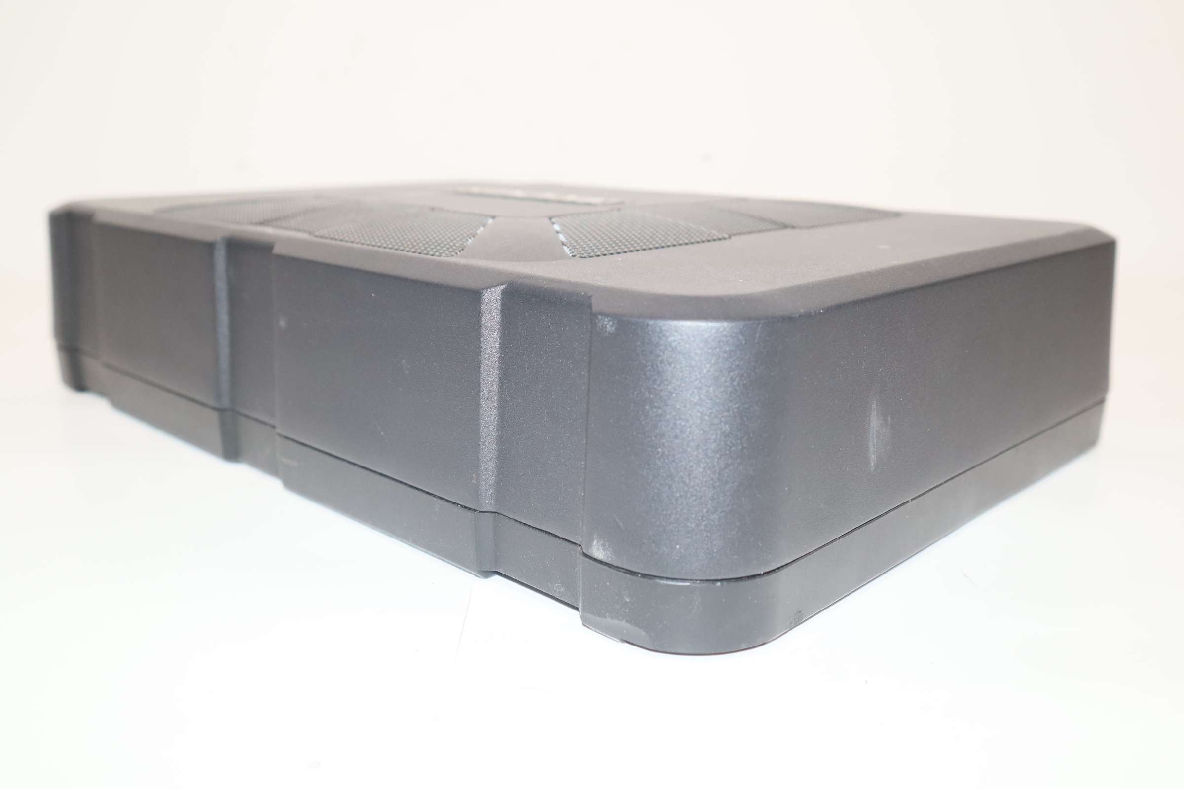 Kicker Hideaway HS8 Black Compact 150-Watt 8 Kicker Hideaway HS8 Black Compact 150-Watt 8