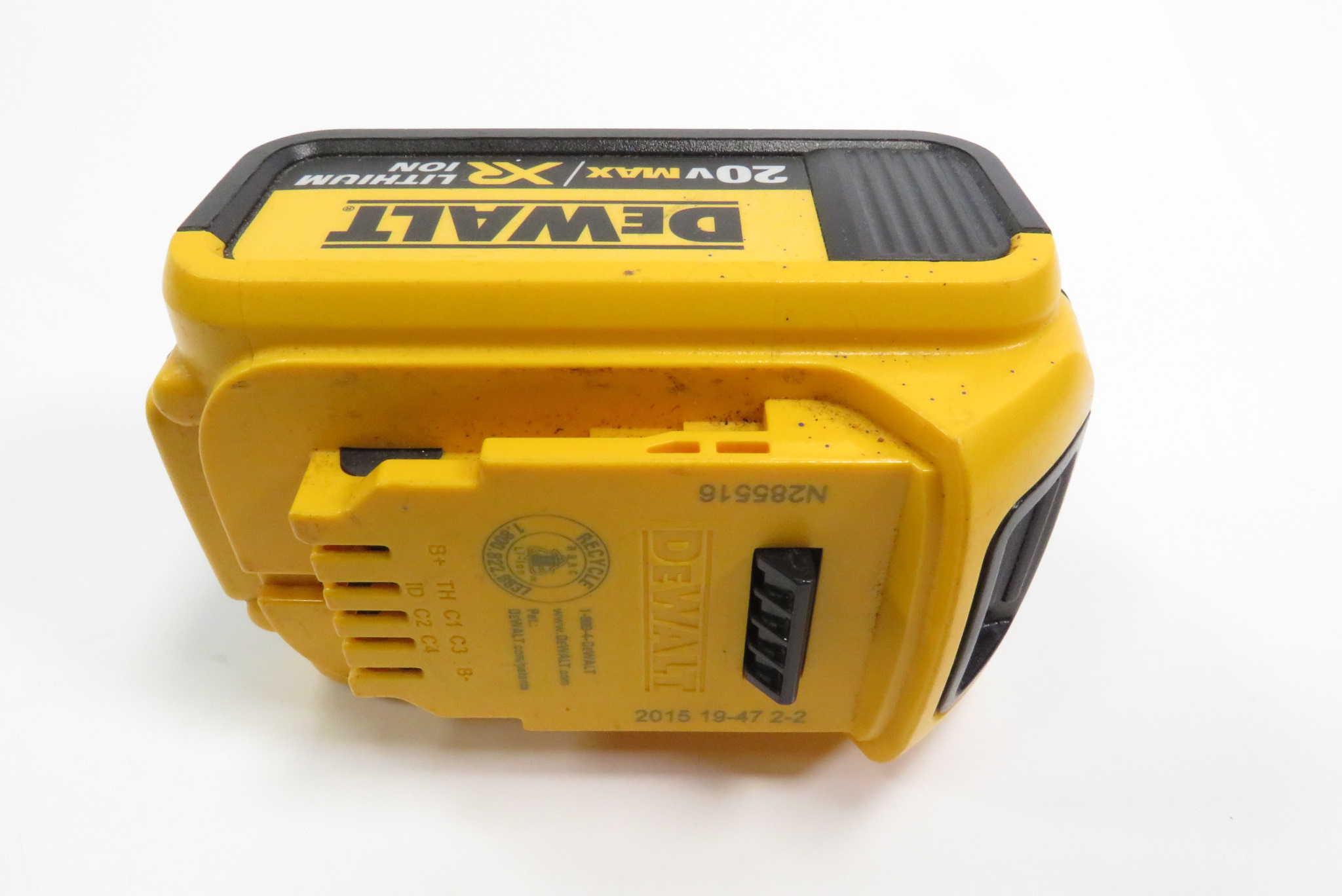 DeWalt DCB204 20-Volt MAX XR Lithium-Ion 4.0Ah Battery -7166