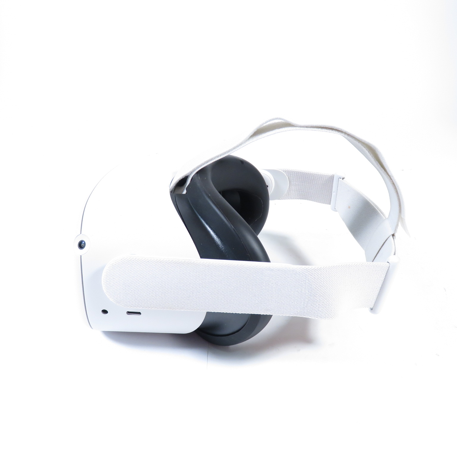 Oculus Quest 2 Advanced All-In-One Virtual Reality Headset