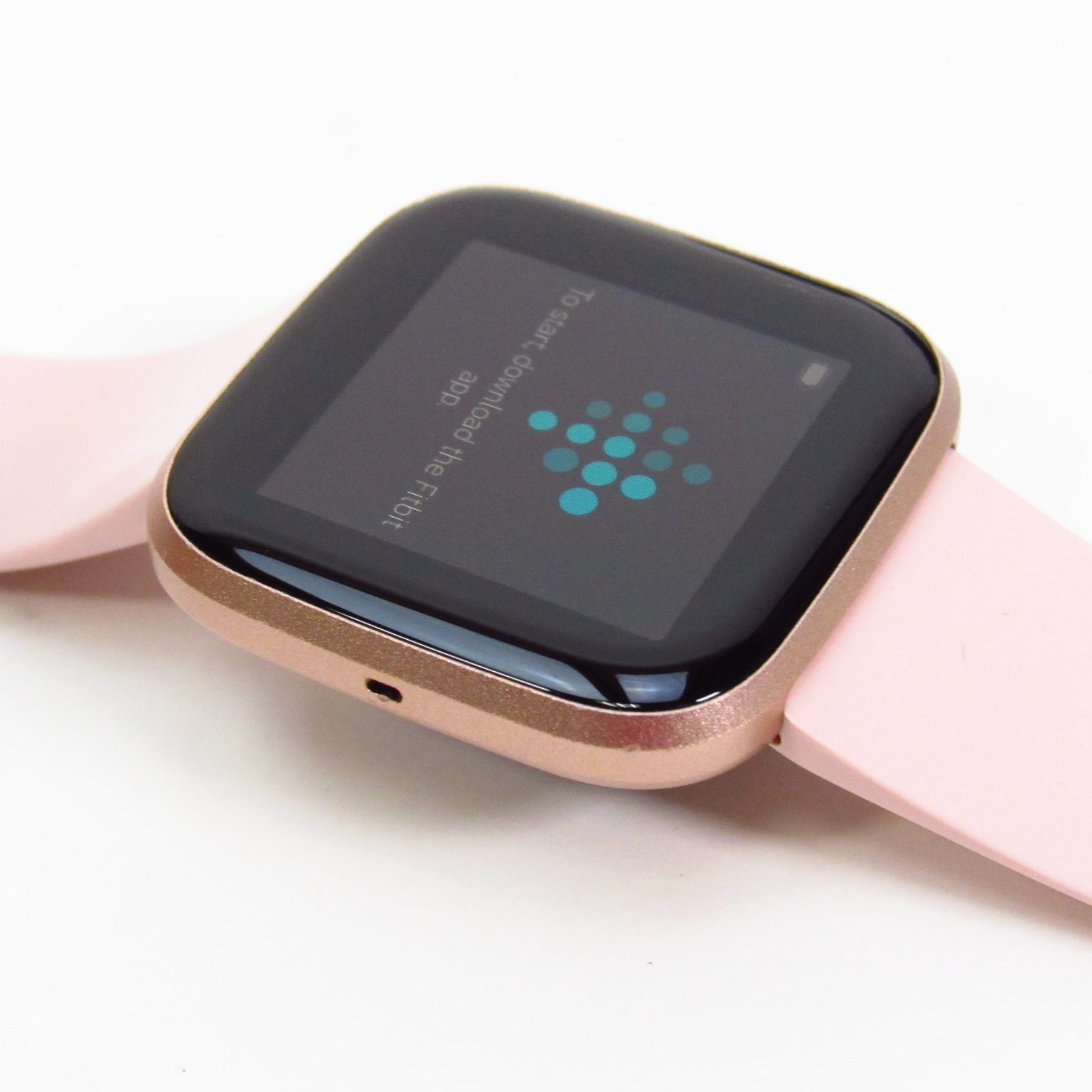 Fitbit Versa 2 FB507 Health and Fitness Smartwatch Petal Copper Rose