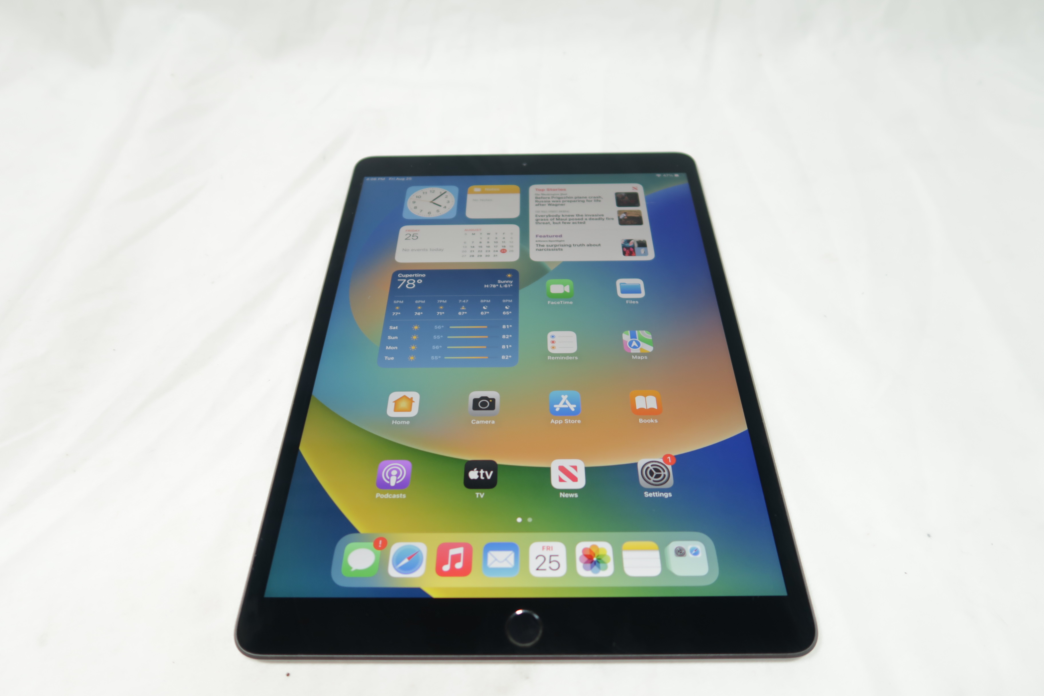 Apple iPad Air MUUJ2LL/A (3rd Gen) 64GB Storage Wi-Fi 10.5