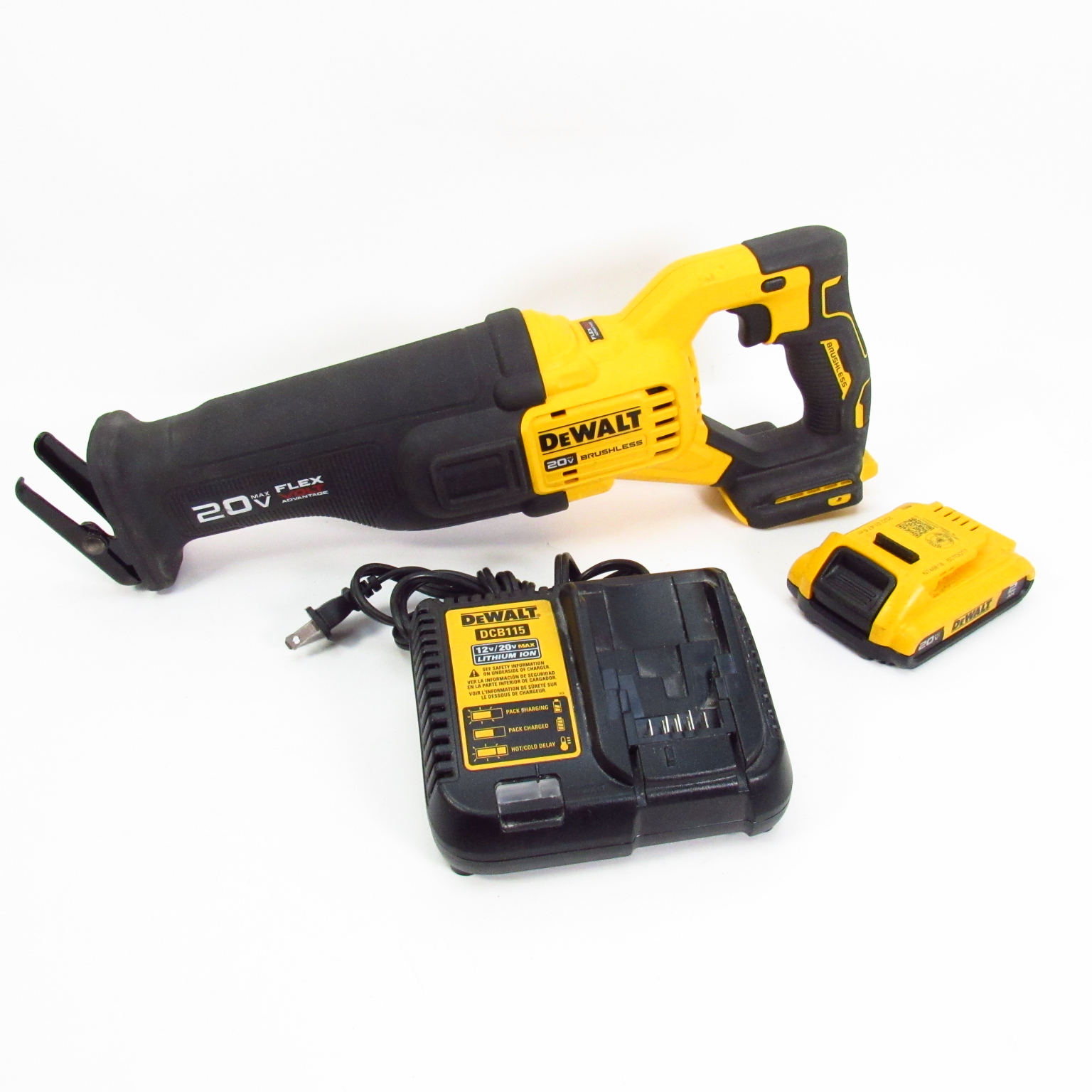 20V MAX* Cordless Reciprocating Saw Kit