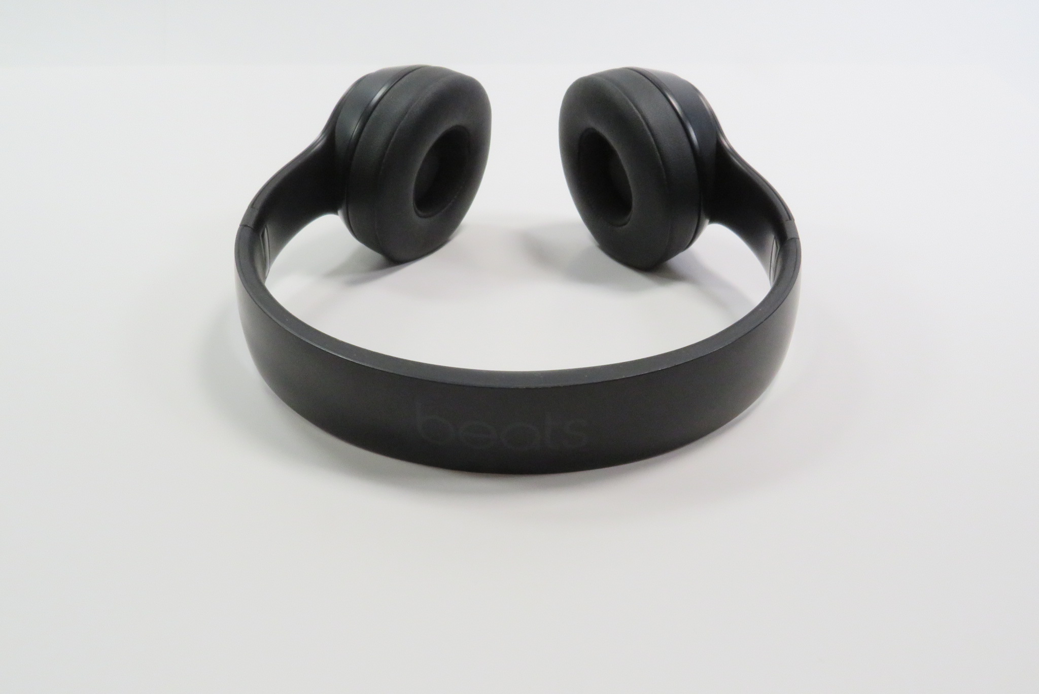 Apple Beats Solo3 Wireless A1796 True-Wireless On-Ear Bluetooth