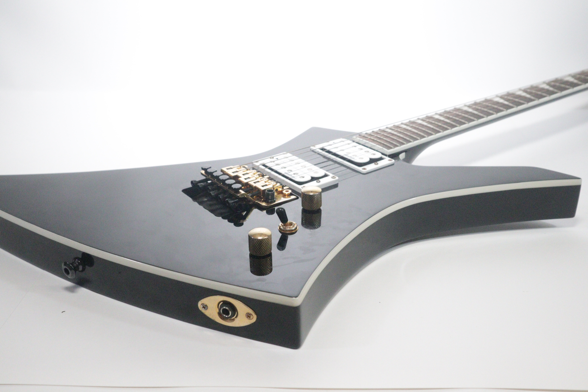 Jackson X Series Kelly KEX ICJ 2054146 Black & White 6-String