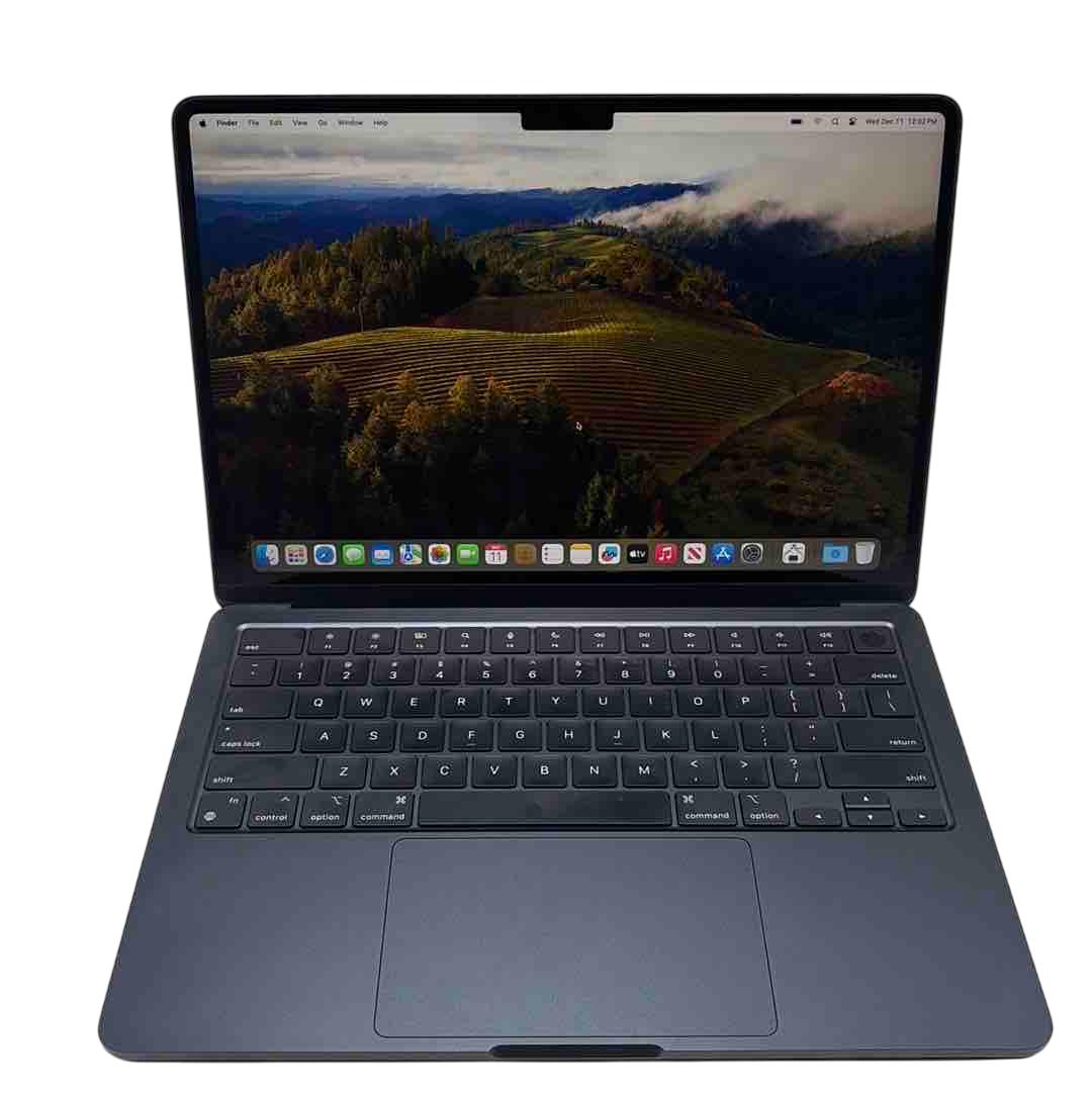 Apple MacBook Air 2022 MLY33LL/A M2 Chip 3.49GHz 8GB RAM 256GB SSD