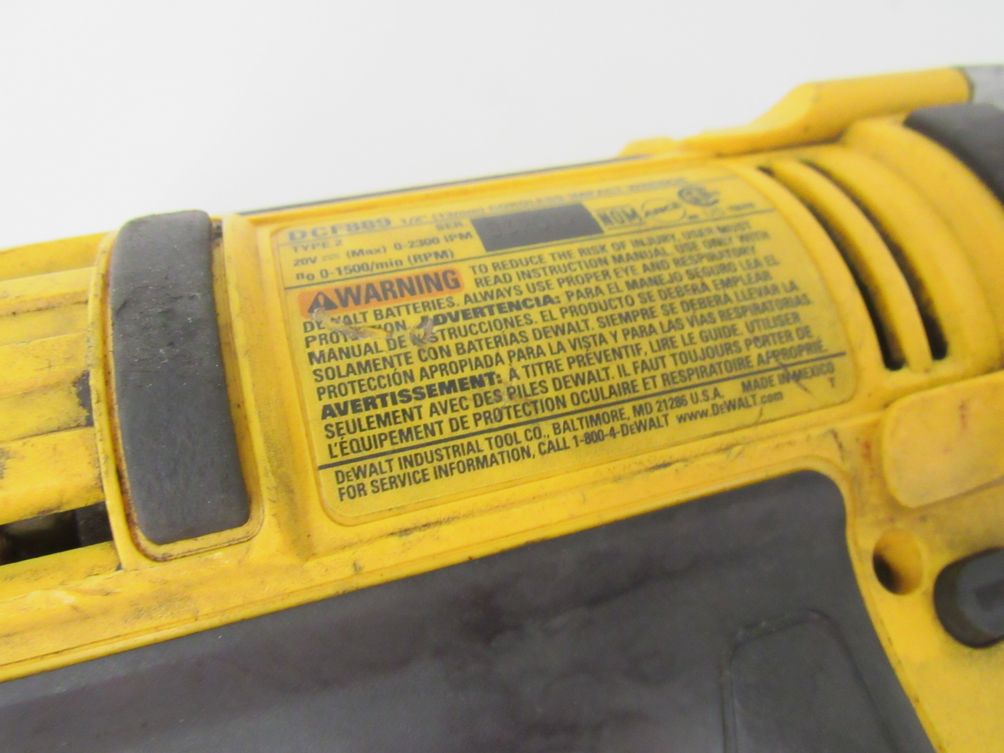 DEWALT DCF889 20-Volt Max Lithium-Ion 1/2