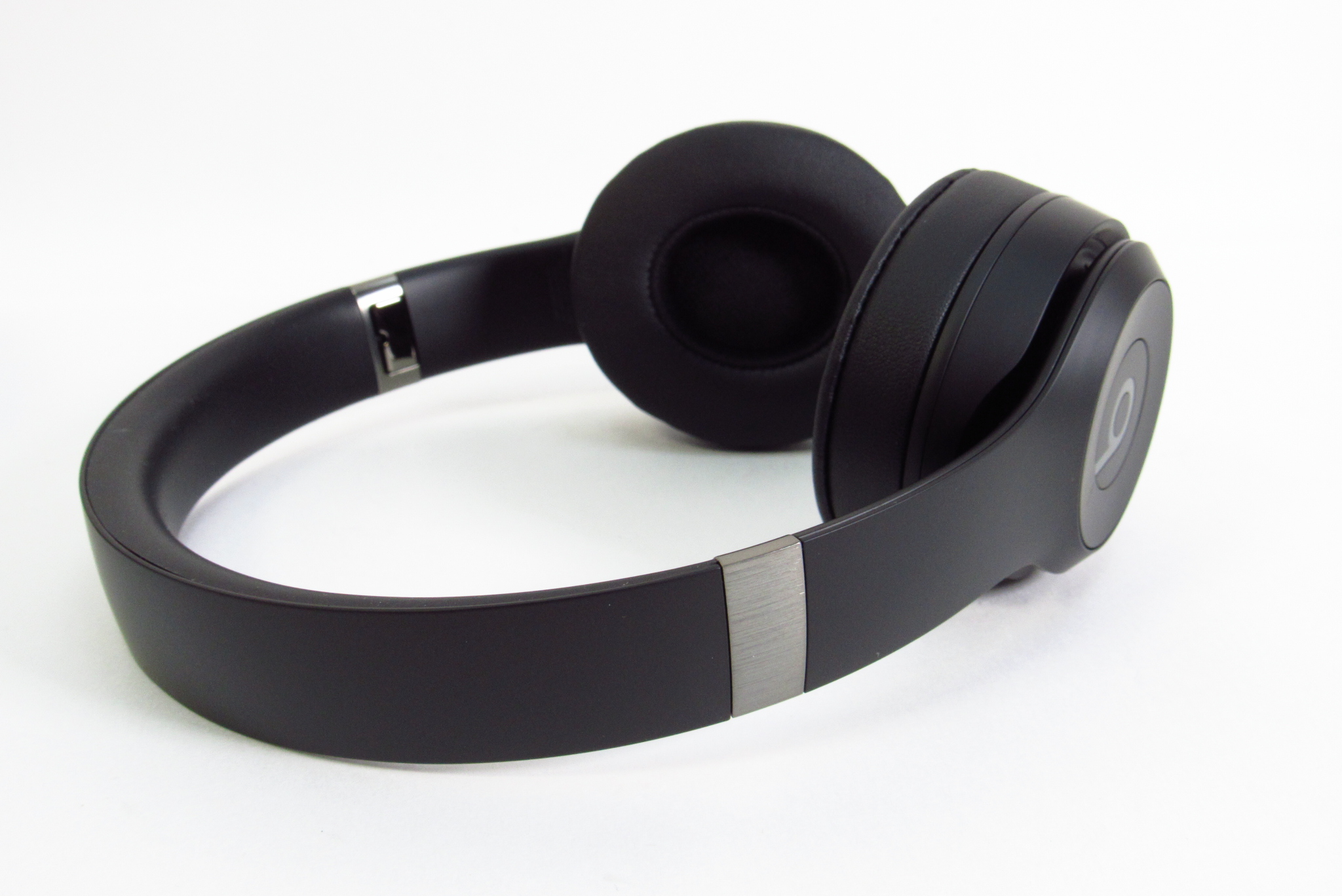 【新品未開封】Beats Solo4 ブラック MUW23PA/A Solo Beats ビーツ 4 マットブラック MUW23PA/A オンイヤー