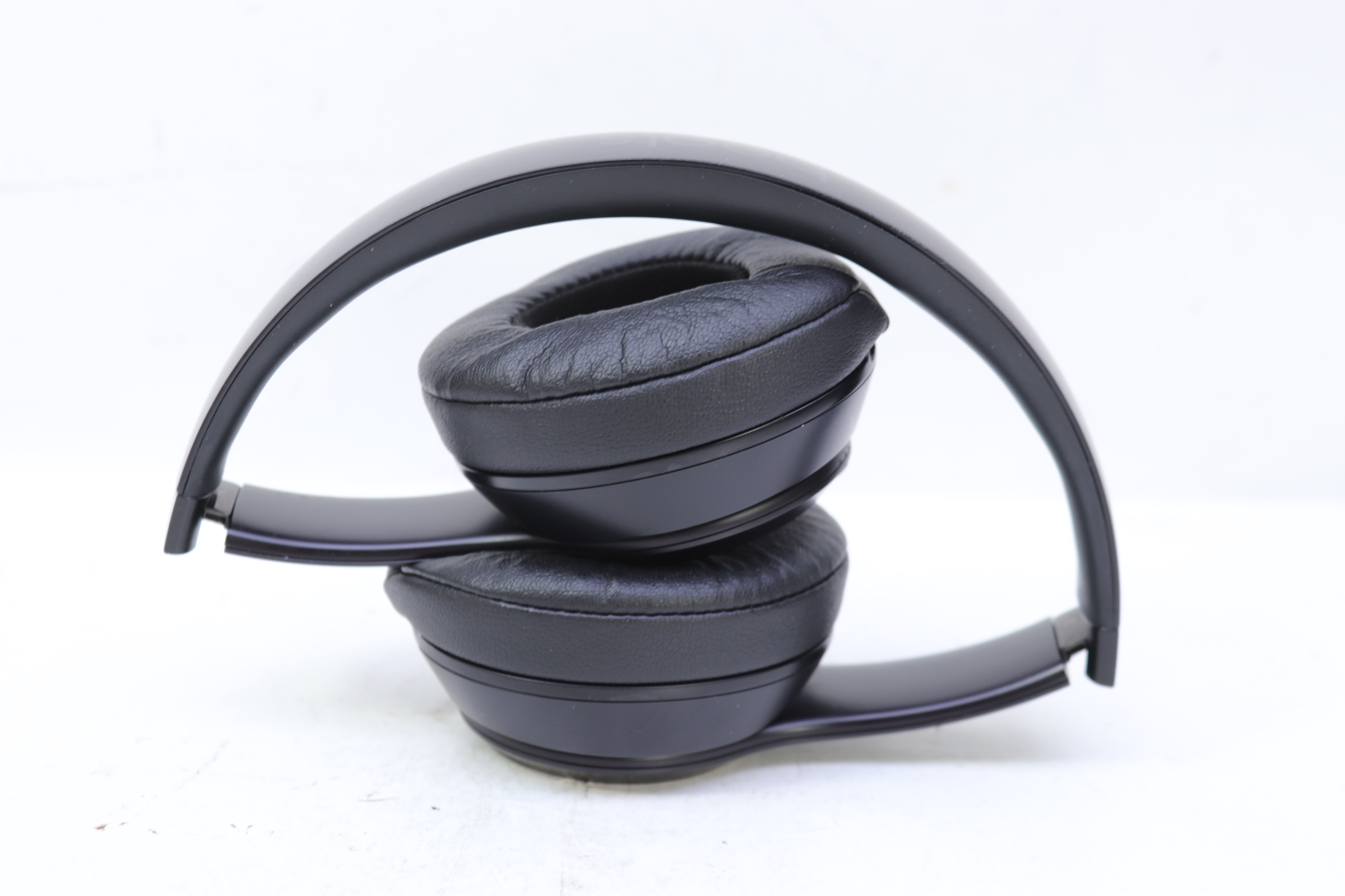 Beats Solo3 factory Wireless (Black)