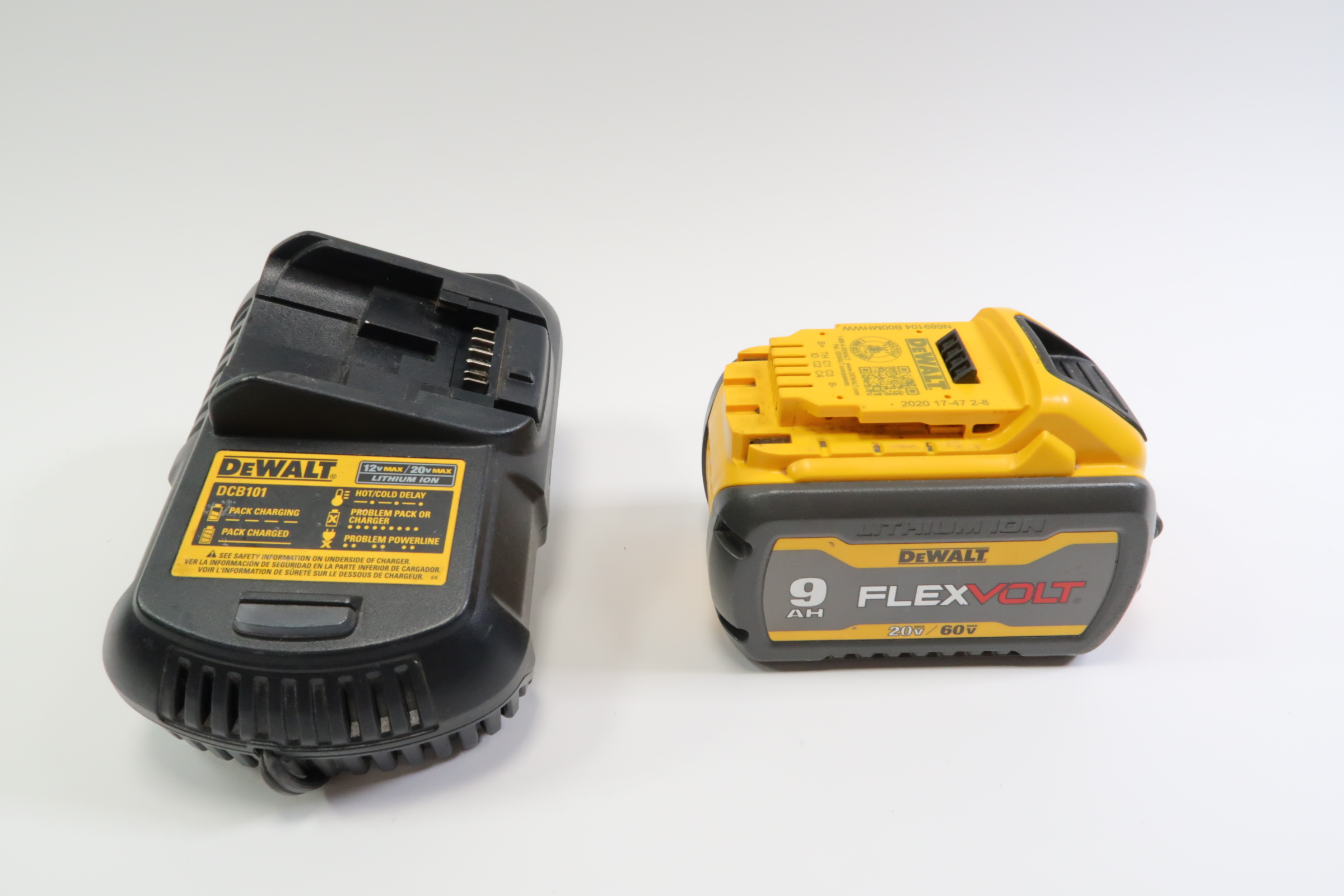 DeWalt DCB609 FLEXVOLT 20V/60V MAX Lithium-Ion Battery