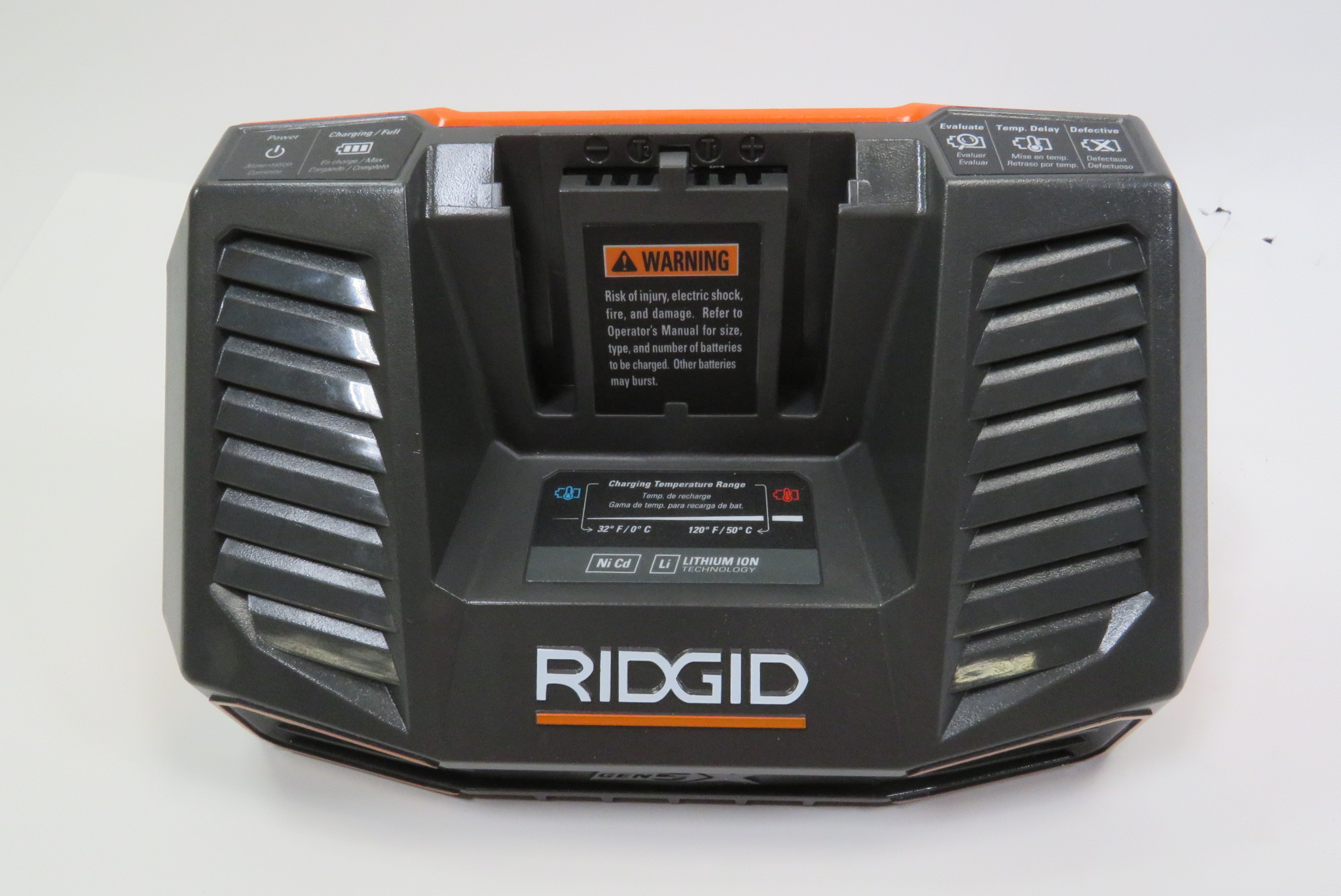 thumbnail interactive-video image 1 of 8.0Ah Lithium Ion Battery For Ridgid 18V Tools – Fits R840083, R840085, R840087 1 of 2