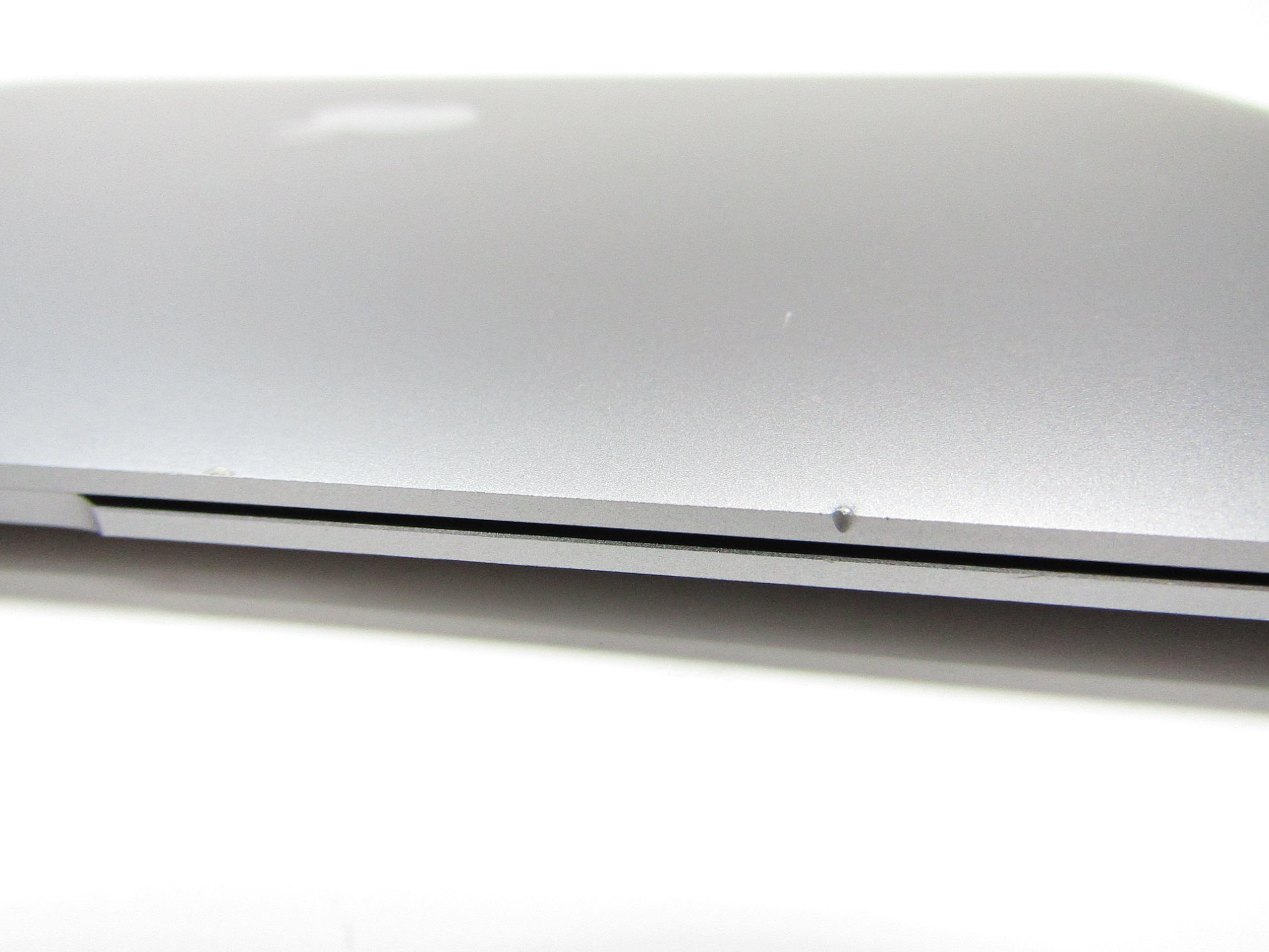 Apple MacBook Air 2020 MGN63LL/A Apple M1 3.2GHz 8GB RAM 256GB SSD 13.3"