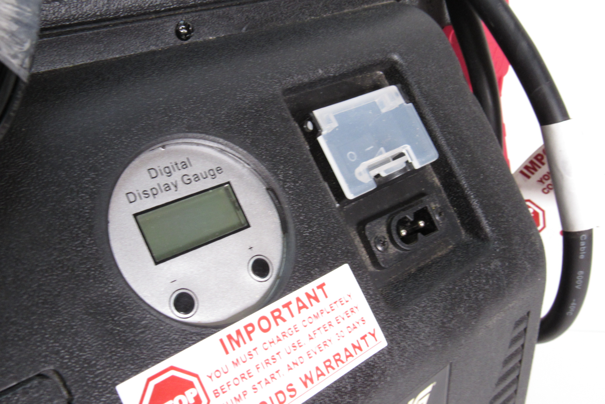 Viking 57085 12V LeadAcid Air Compressor 1700 Peak Jump Starter Pick