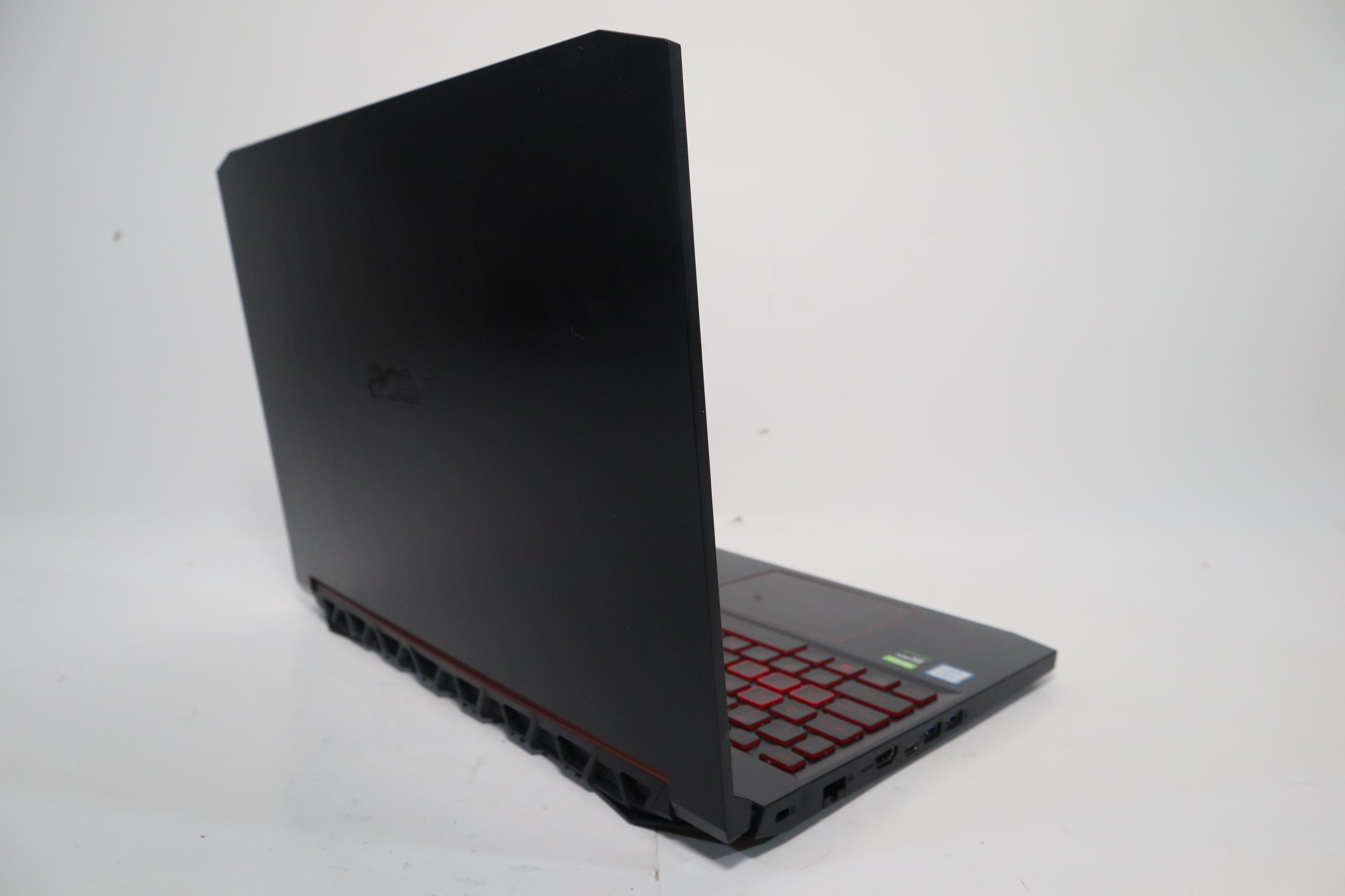 Acer Nitro AN515-54-599H Win 10 Core i5-9300H 8GB RAM