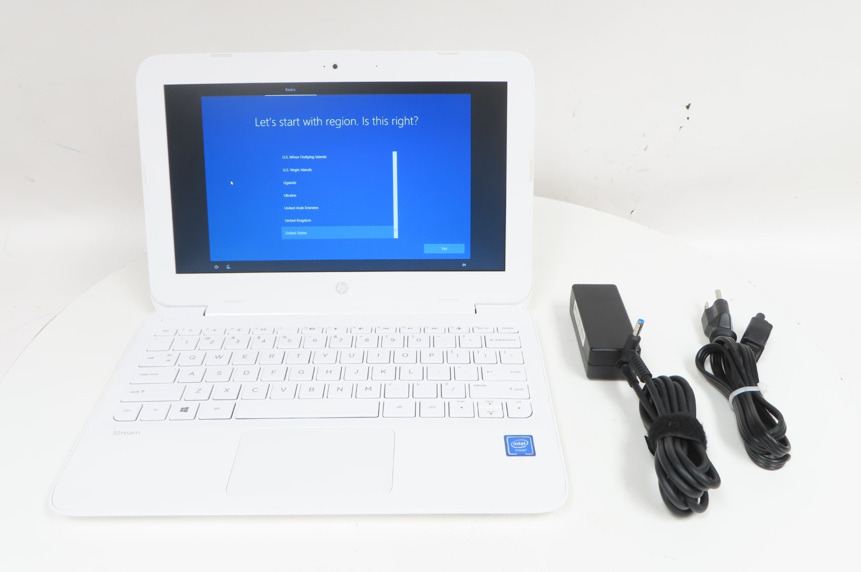 HP Stream 11-ah012dx Win 10 Celeron N3060 1.6GHz 4GB RAM 64GB eMMC