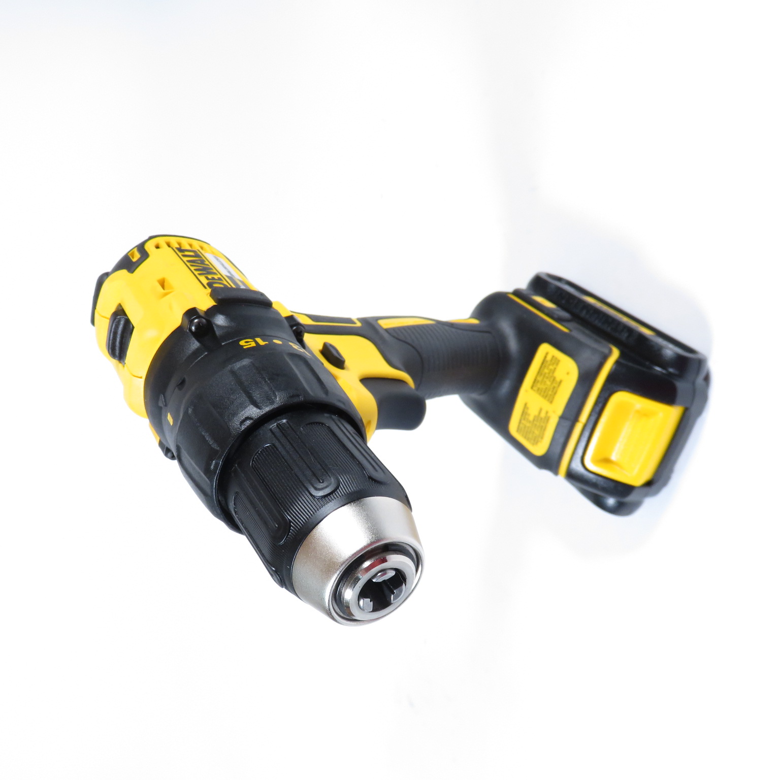 DEWALT DCD777 20Volt Max LithiumIon 1/2in Brushless Cordless Drill/Driver