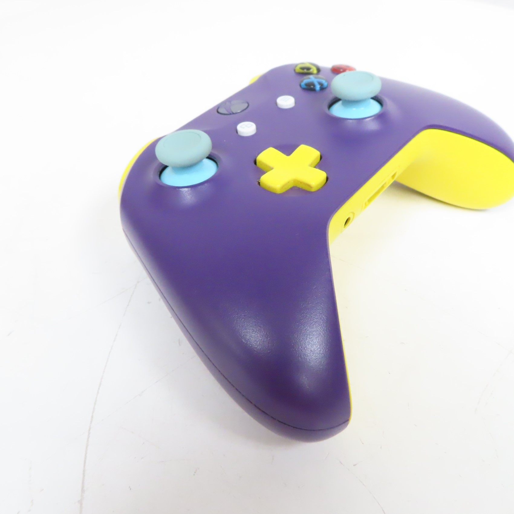 Microsoft 1708 Wireless Controller for Xbox One/PC - Purple/Yellow