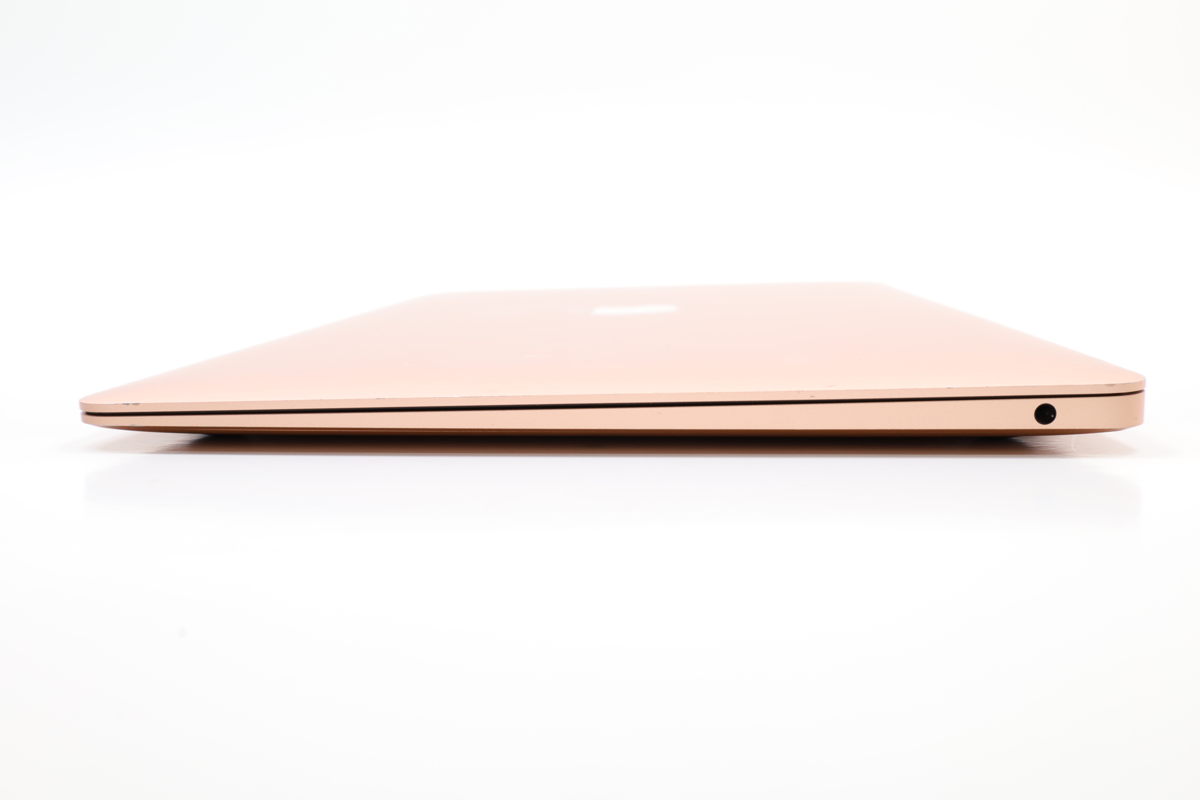 Apple MacBook Air 2020 MGN63LL/A M1 3.2GHz 8GB Unified RAM 256GB