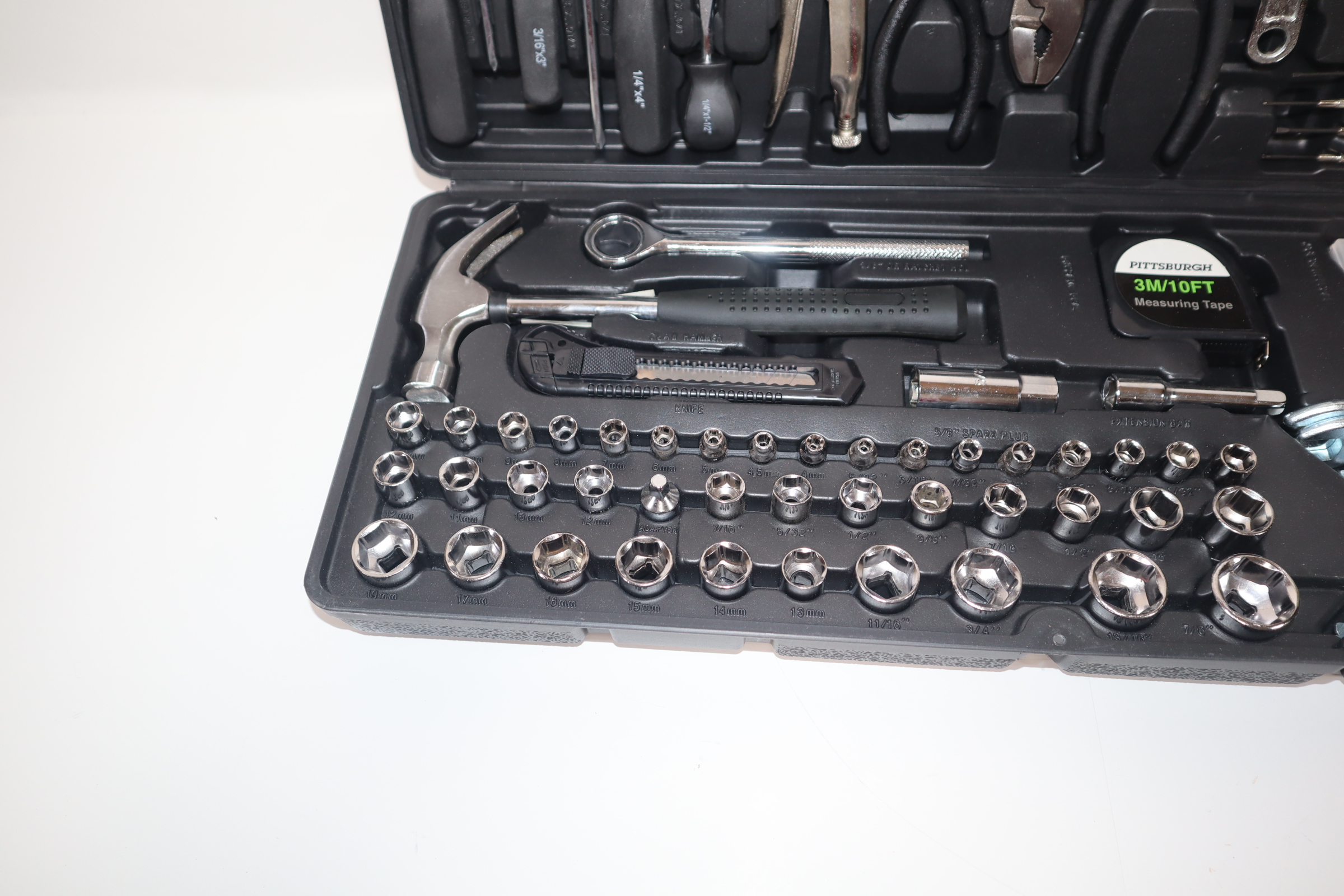 Pittsburgh 130Piece Mechanic Hand MultiTool Set / Hard Organized Case