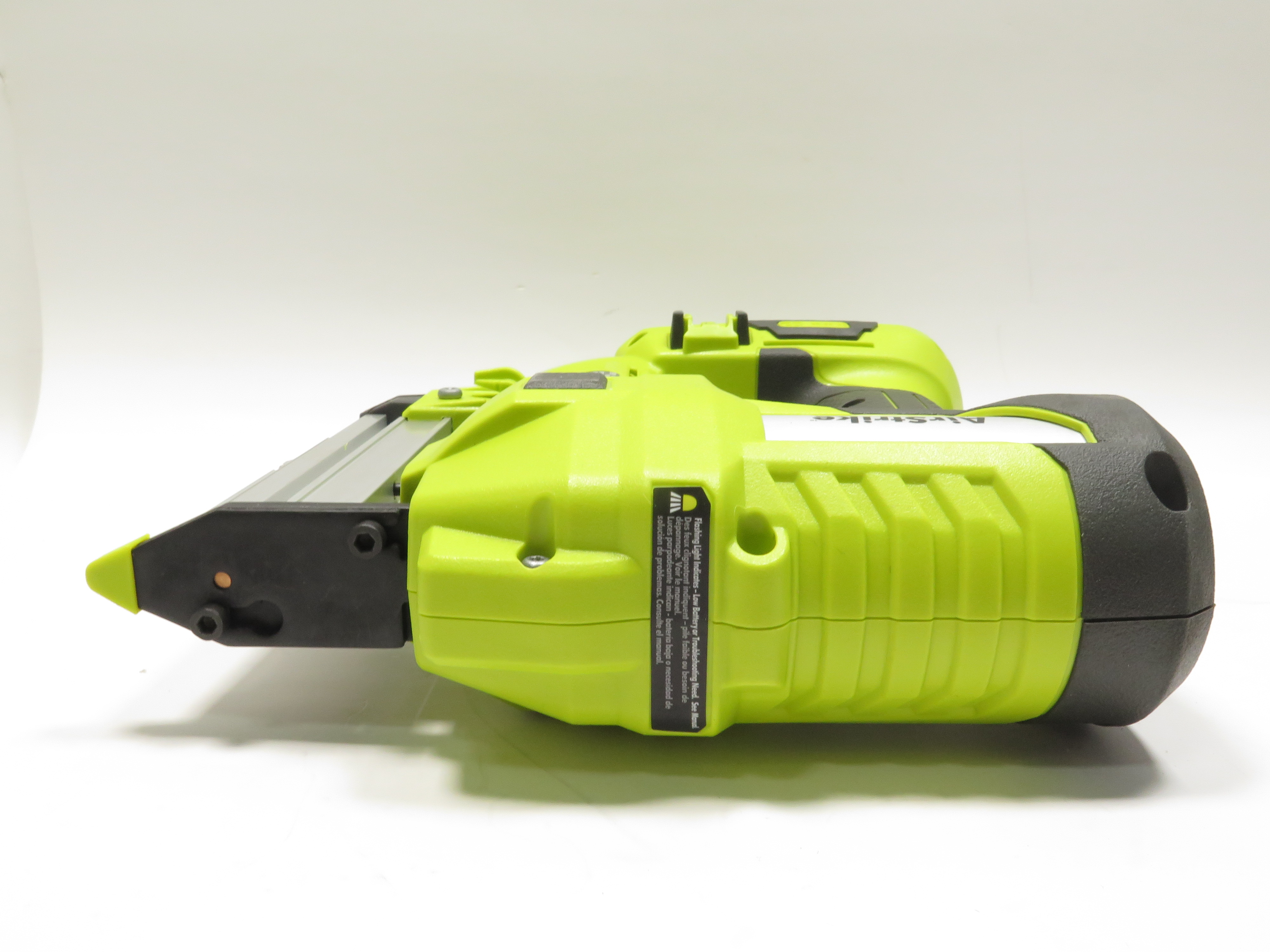 Ryobi P318 ONE+ 18V Cordless AirStrike 23Gauge 13/8 in. Headless Pin