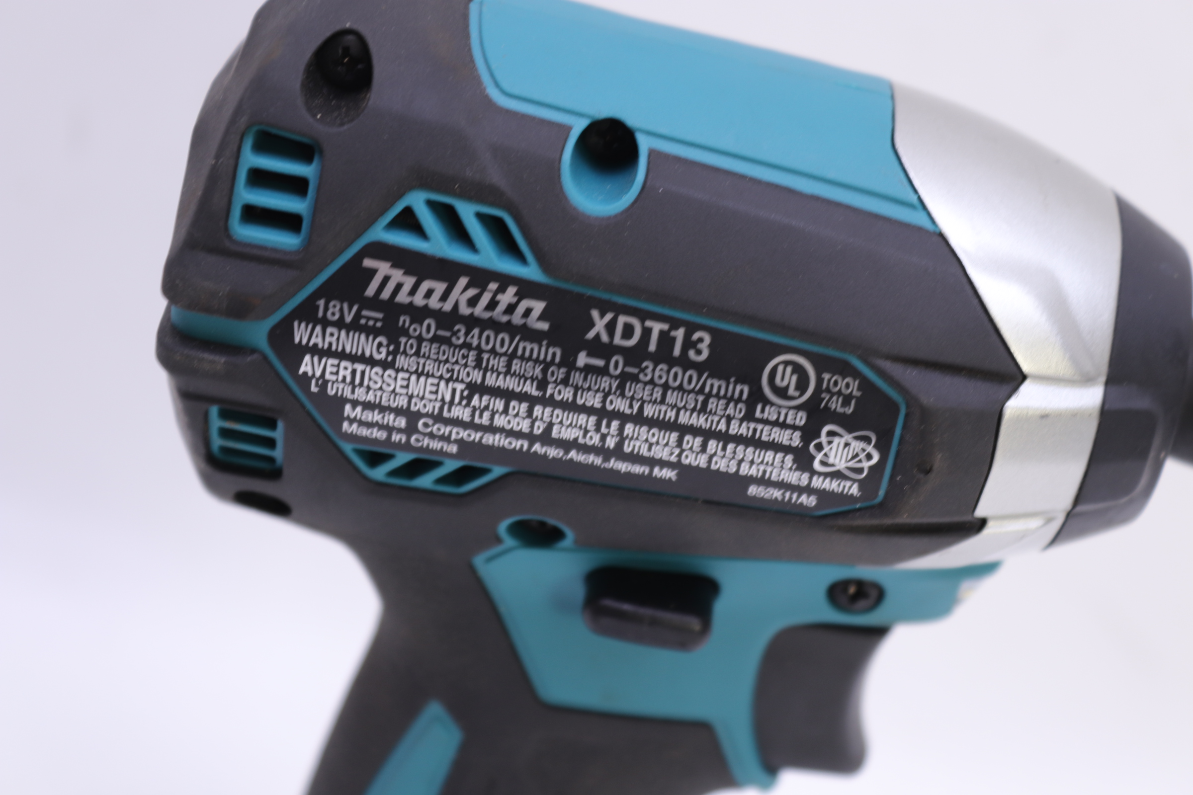 Makita XDT13 18V LXT LithiumIon Brushless 1/4" Cordless Impact Driver