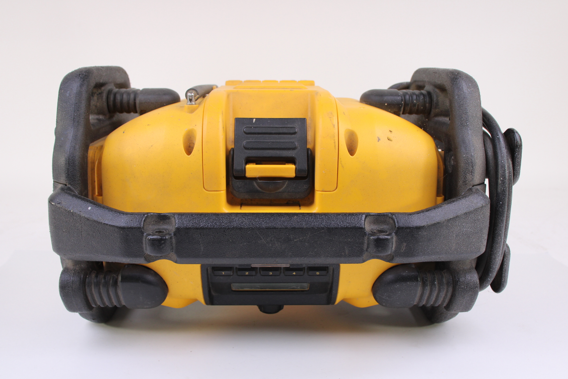 DeWalt DCR015 12/20VMax Lithium Ion Water Resistant Jobsite Radio