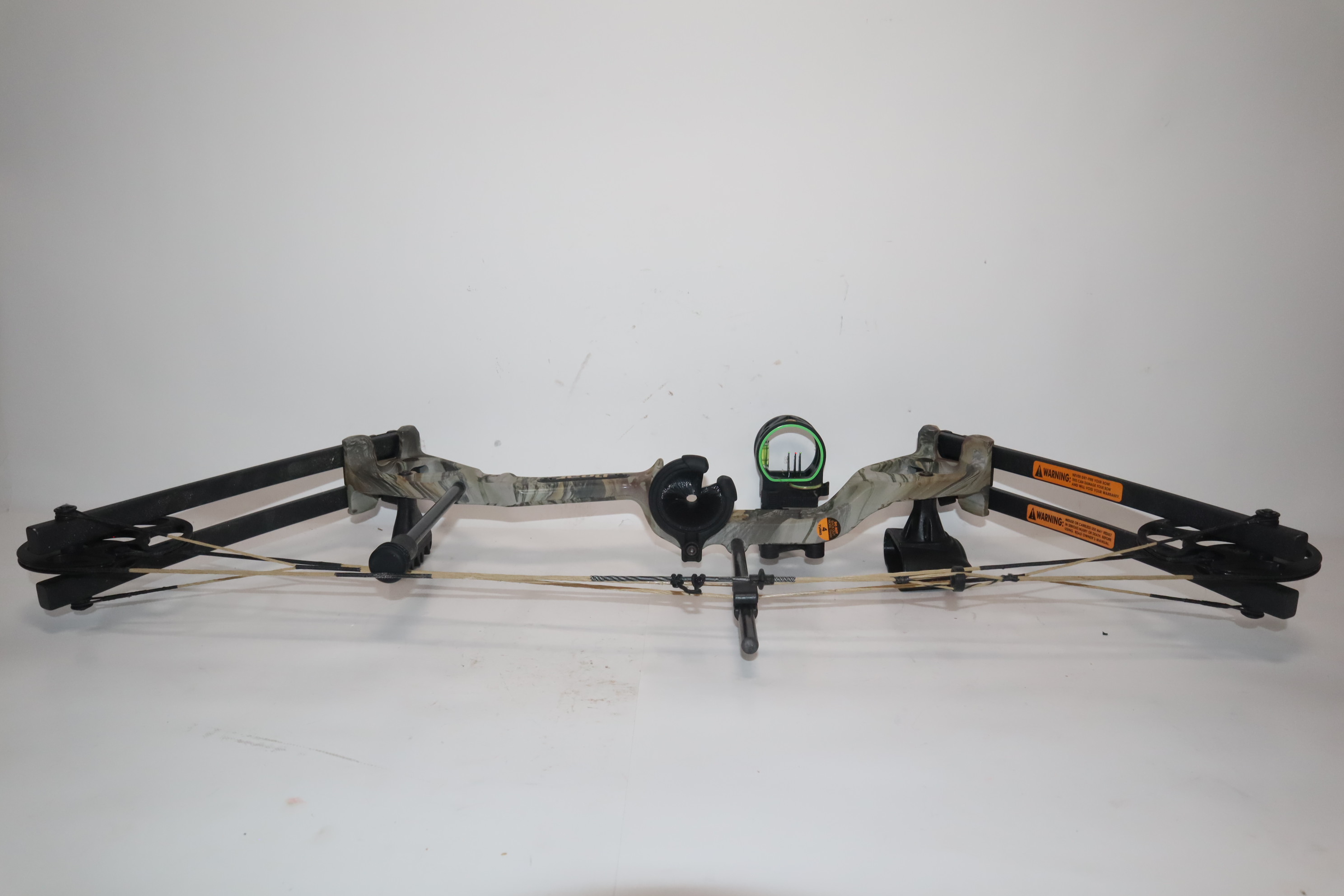 Bear Archery LIMITLESS Green Camouflage Dual Cam Compound Bow / Case