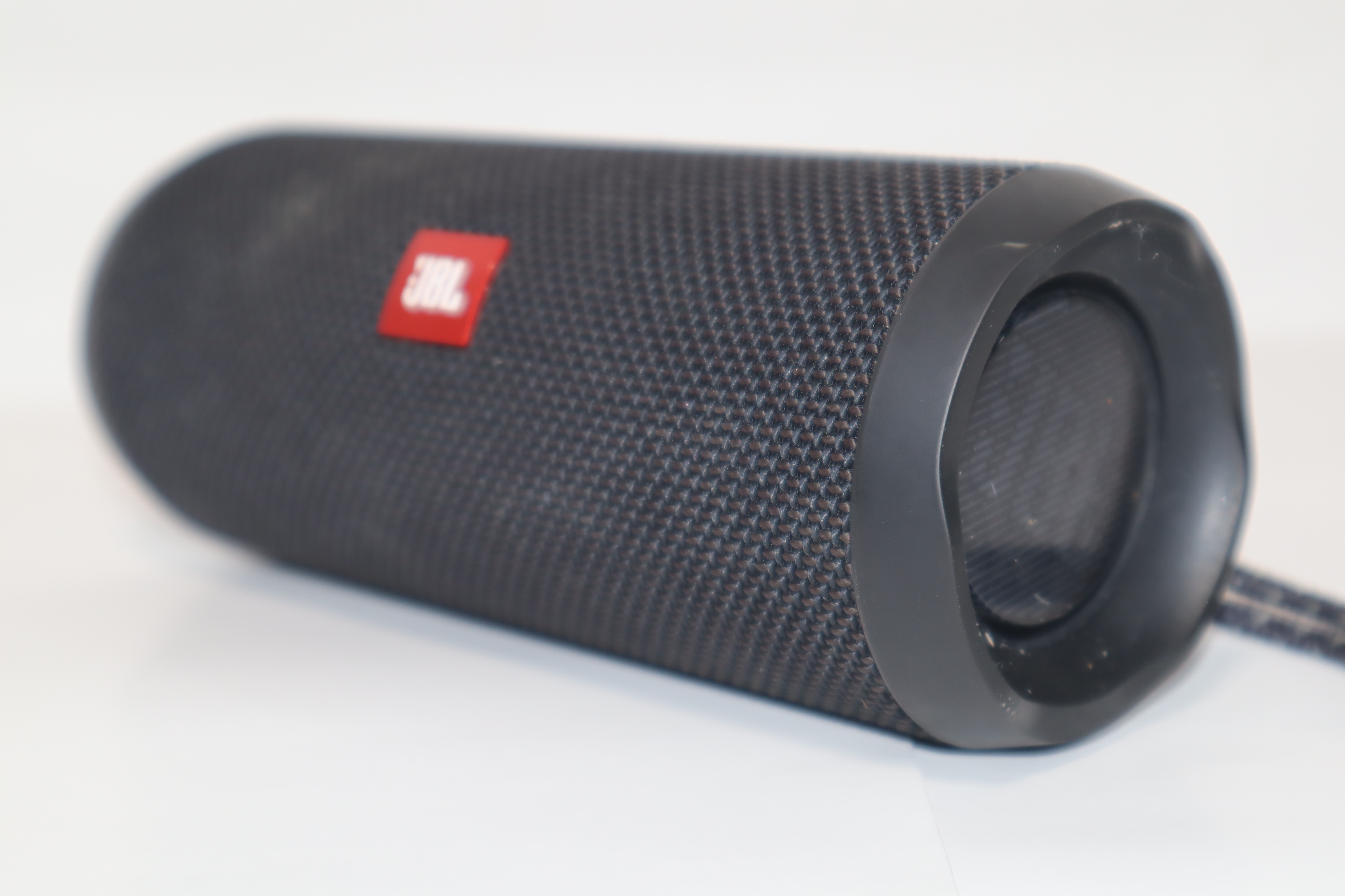【美品】JBL FLIP 4 Amazon.com: JBL Flip 4 Waterproof Portable Bluetooth Speaker
