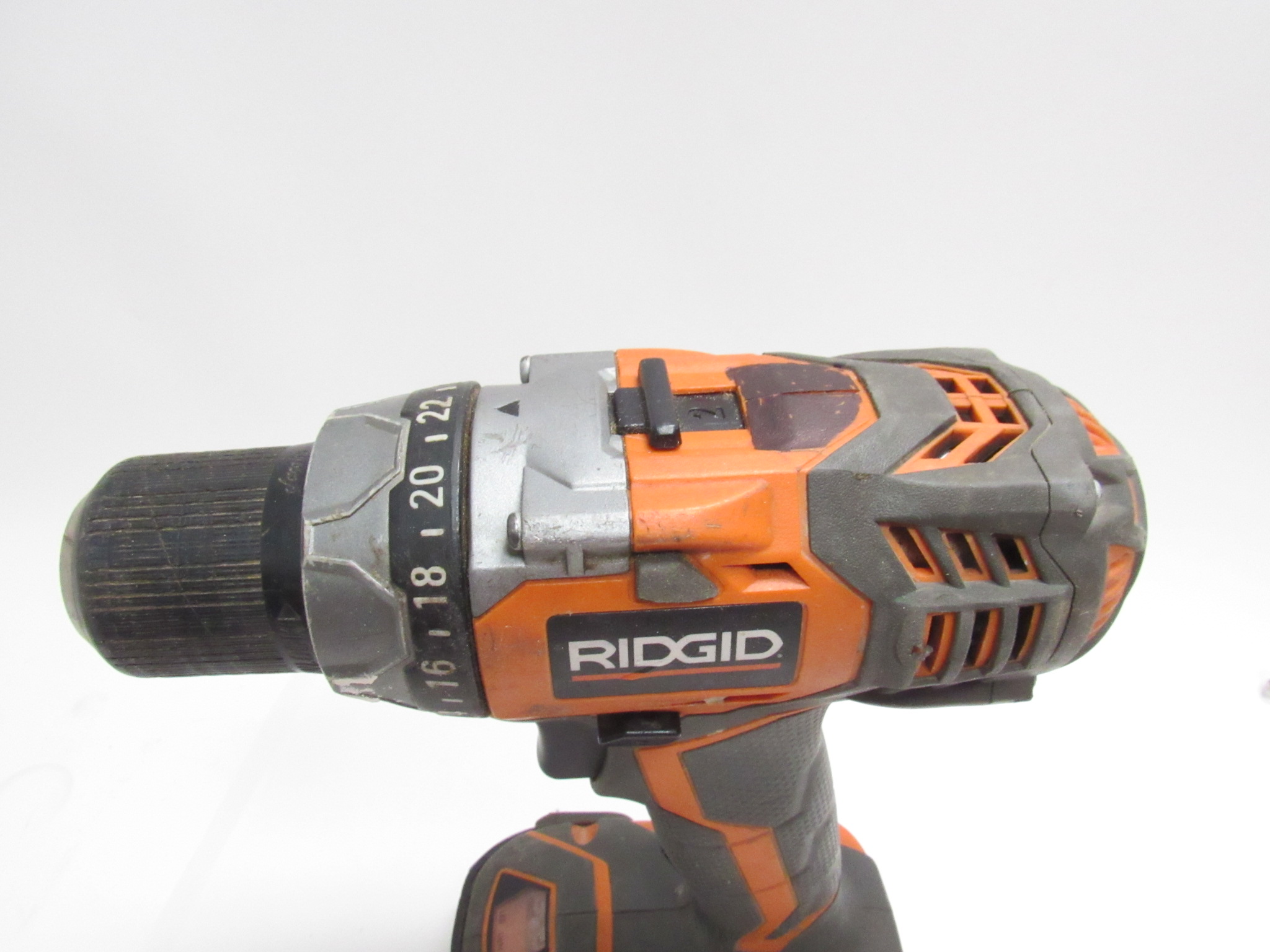 Ridgid R86008 18Volt LithiumIon Compact 1/2