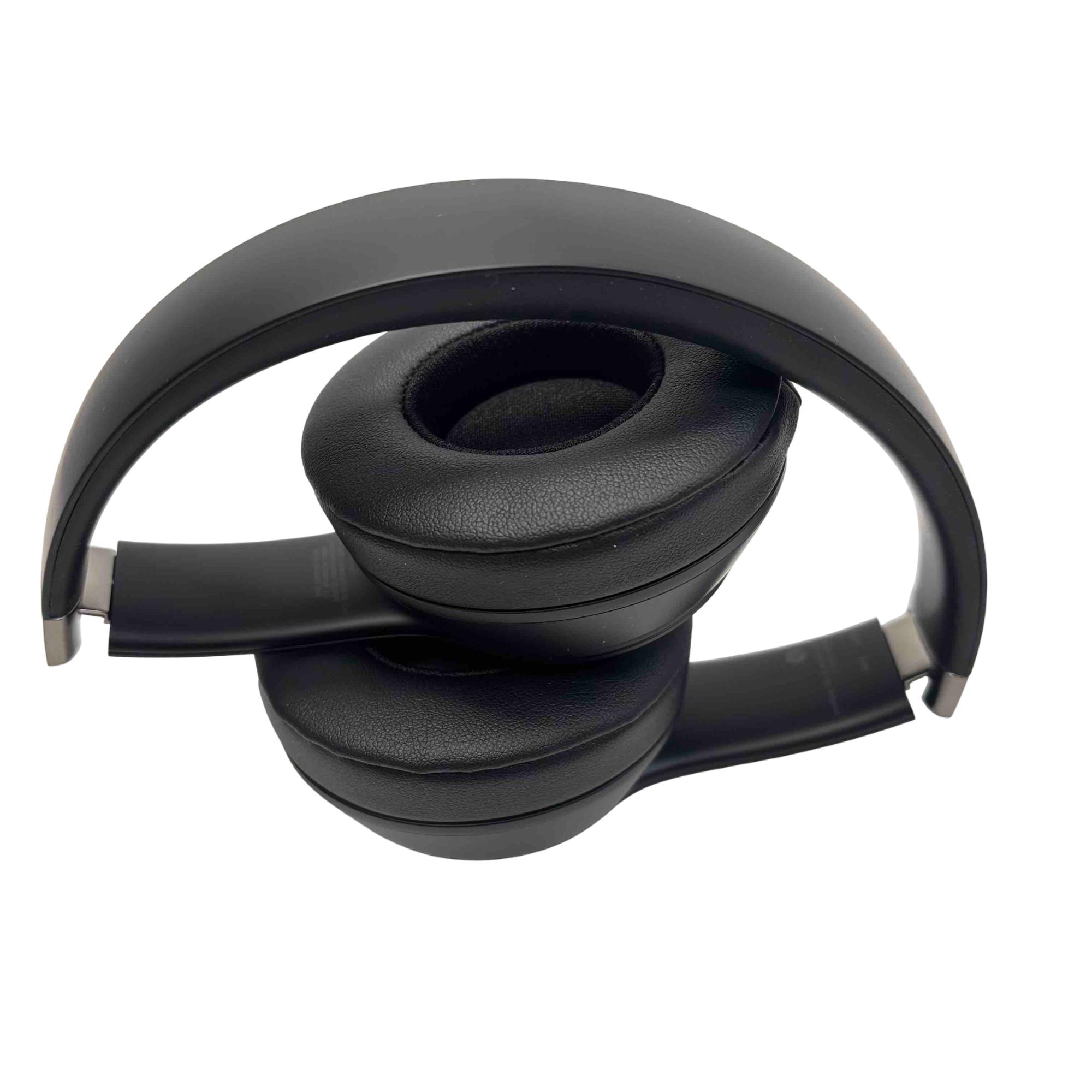 Beats Solo4 MUW23LL/A Wireless On-Ear Headphones Black