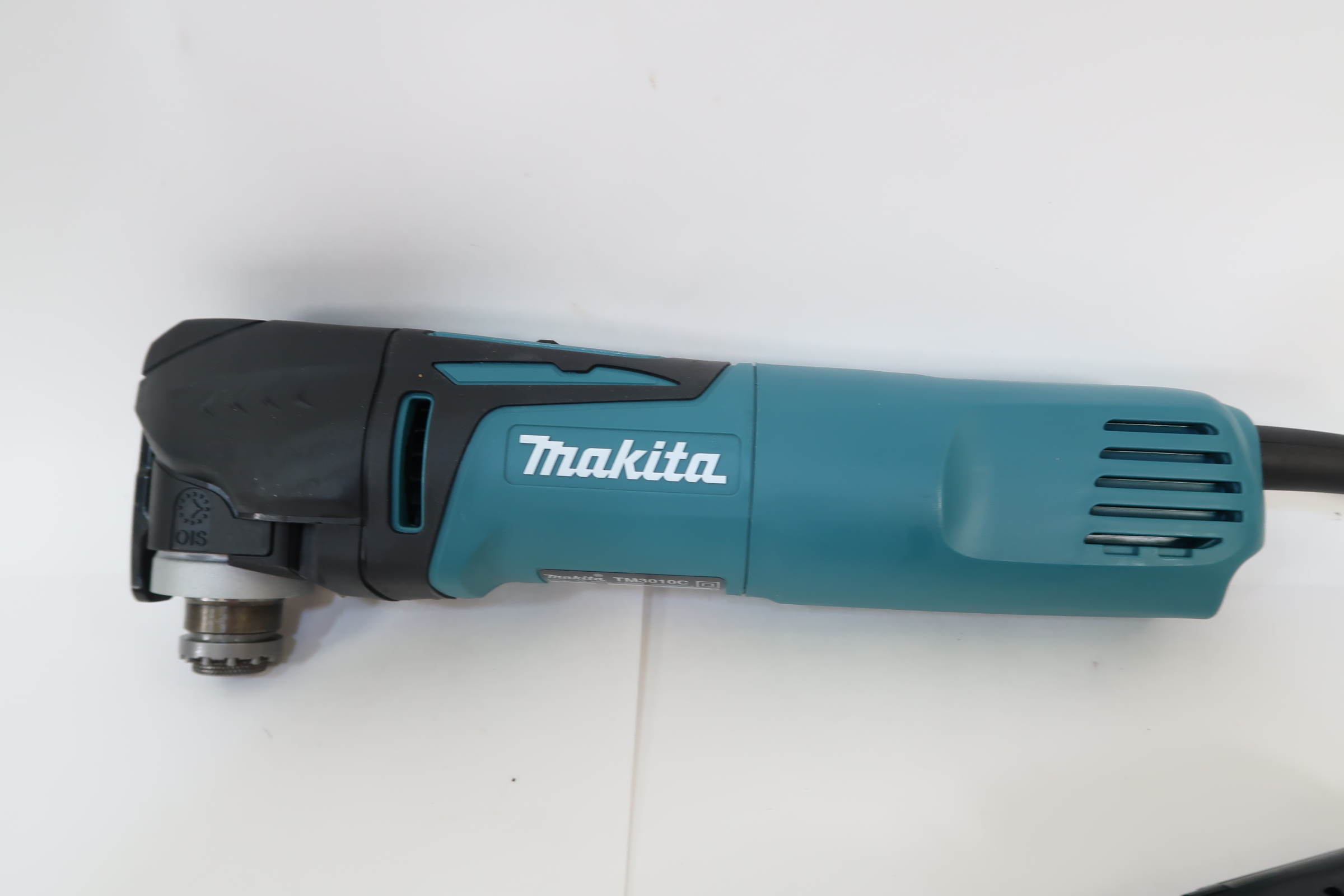 Makita TM3010C Corded Oscillating MultiTool