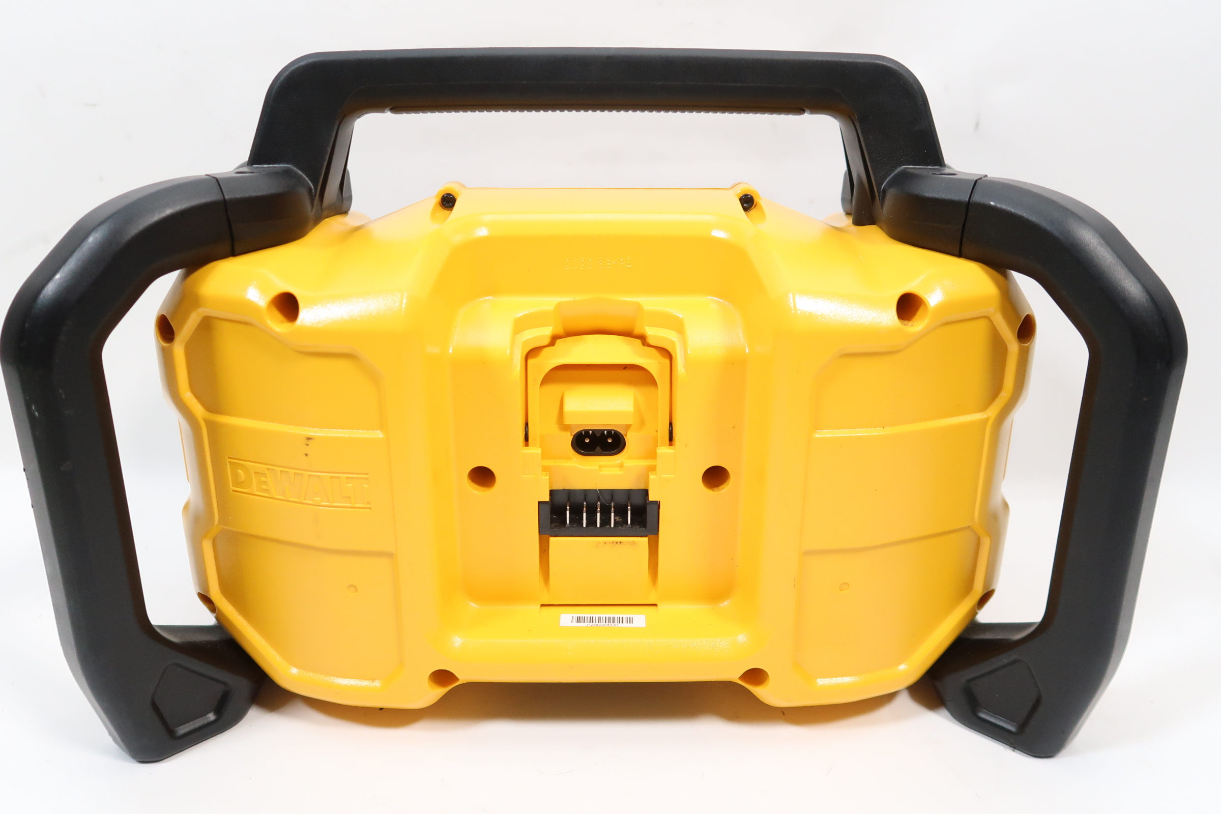 DeWalt DCR028 20V MAX Compact Cordless Bluetooth Radio