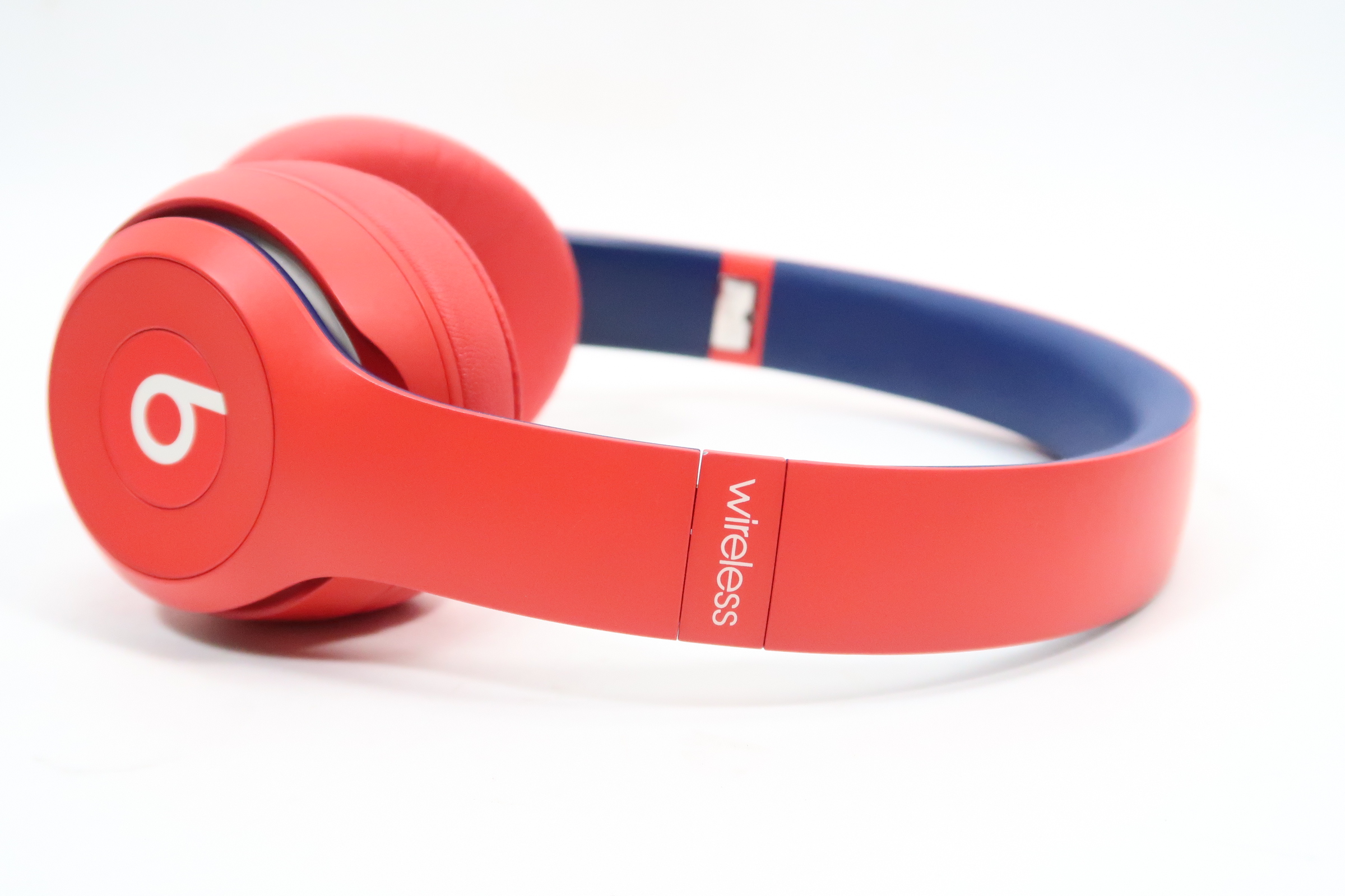 Beats by Dr Dre - Beats SOLO3 WIRELESS ヘッドホン RED MP162PA/A Amazon.com: Beats by Dr. Dre - Beats Solo3 Wireless On-Ear
