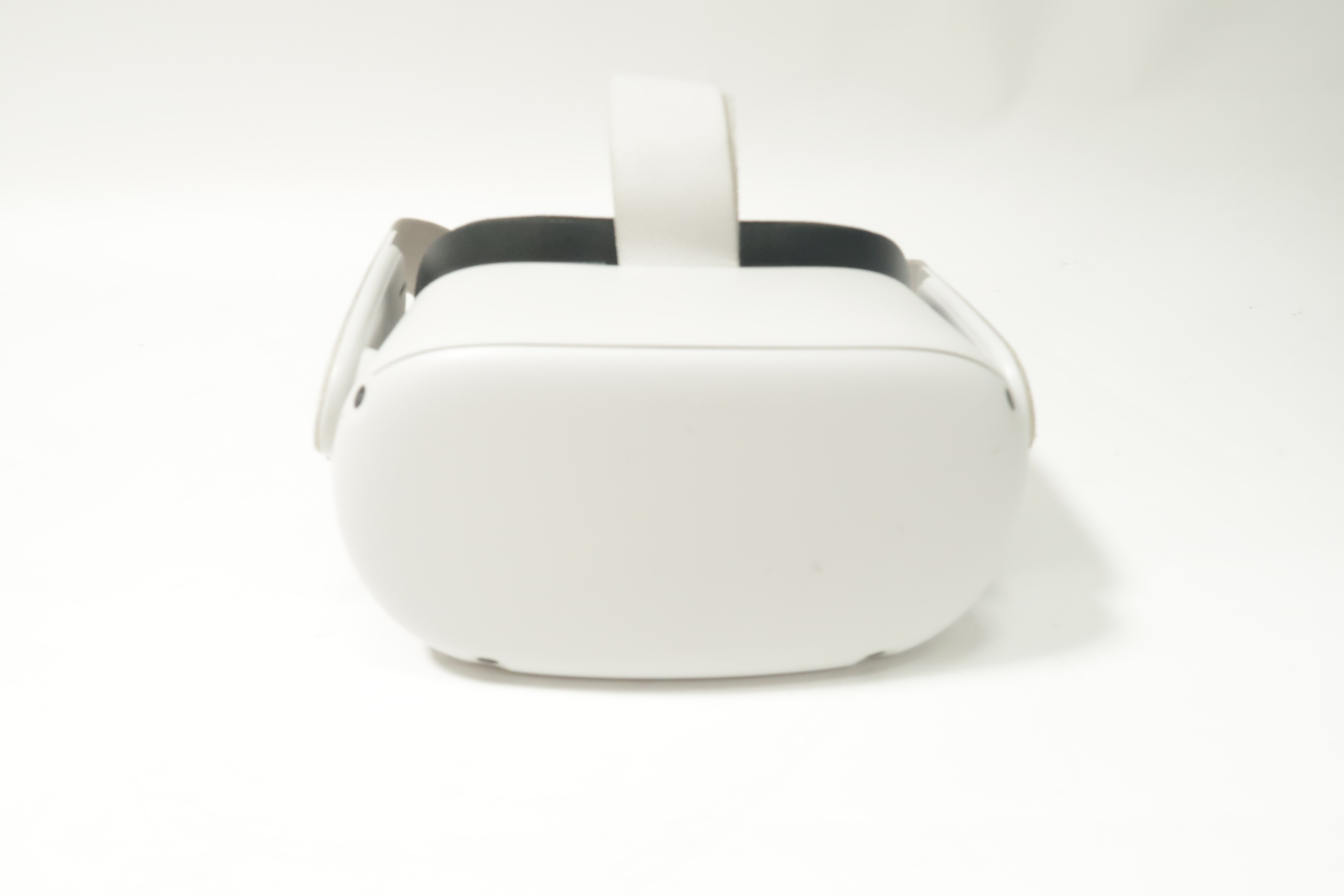 Oculus KW49CM 64GB AllinOne VR Headset Quest 2 7371