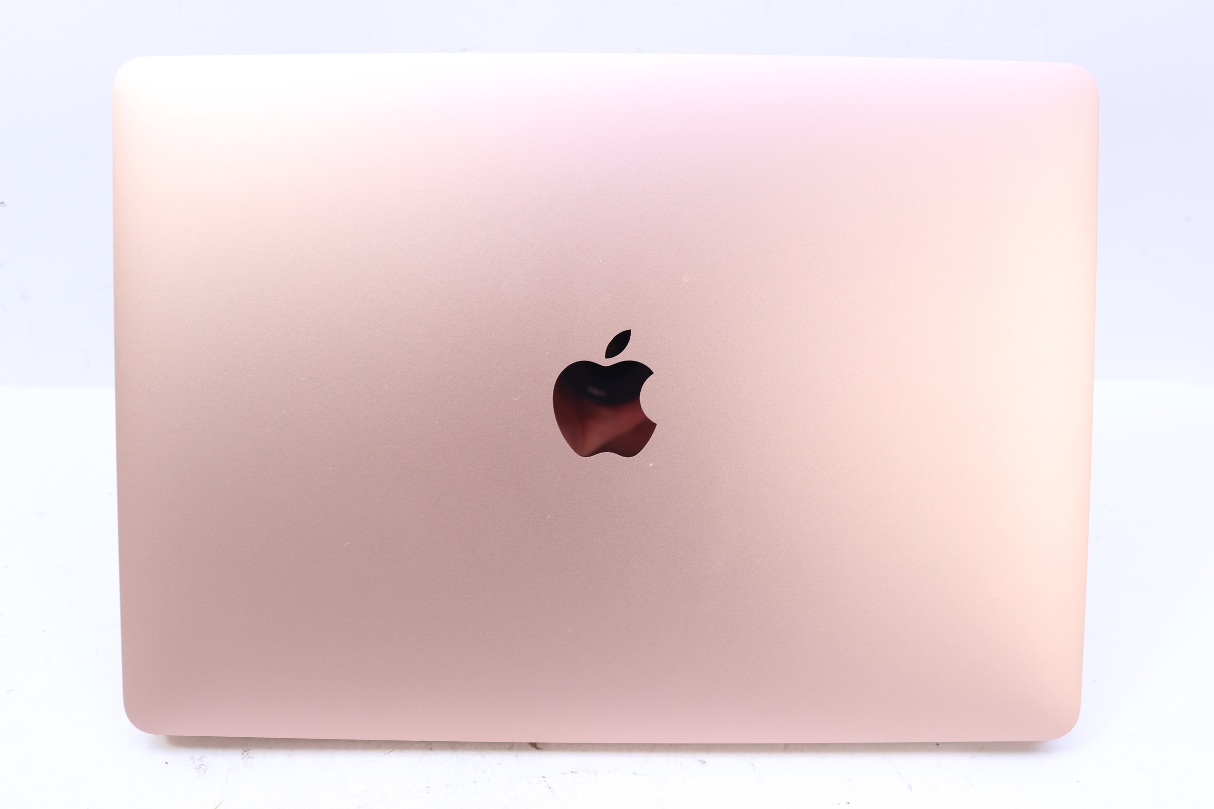 Apple MacBook Air (2020) MGN63LL/A M1 3.2GHz 8GB Unified RAM 256GB